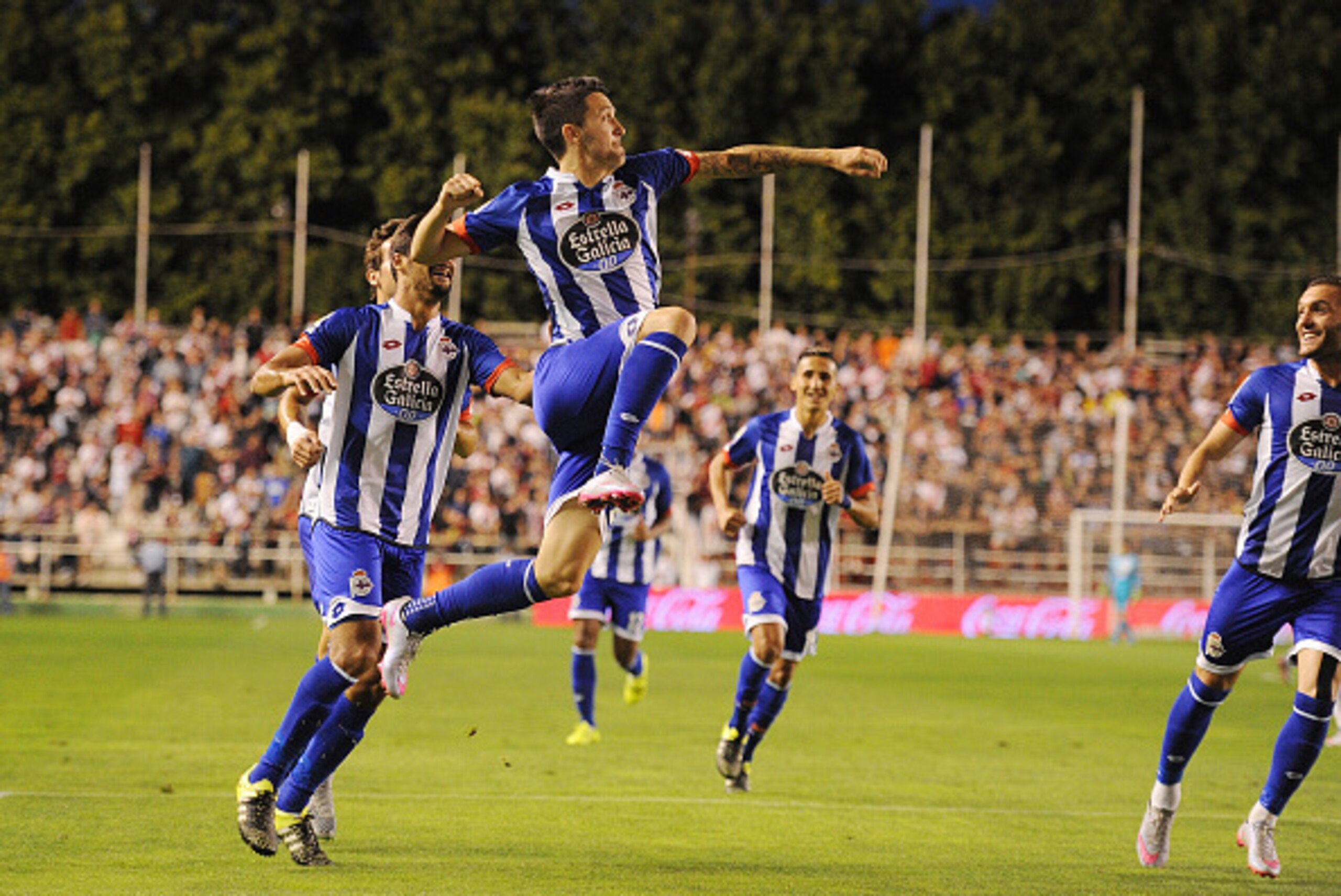 MADRID, SPAIN - SEPTEMBER 14:  Luis Alberto of RC Deportivo la Coruna celebrates after scoring Deportivo's 2nd goal during the La Liga match between Rayo Vallecano and RC Deportivo La Coruna at Estadio Teresa Rivero on September 14, 2015 in Madrid, Spain.