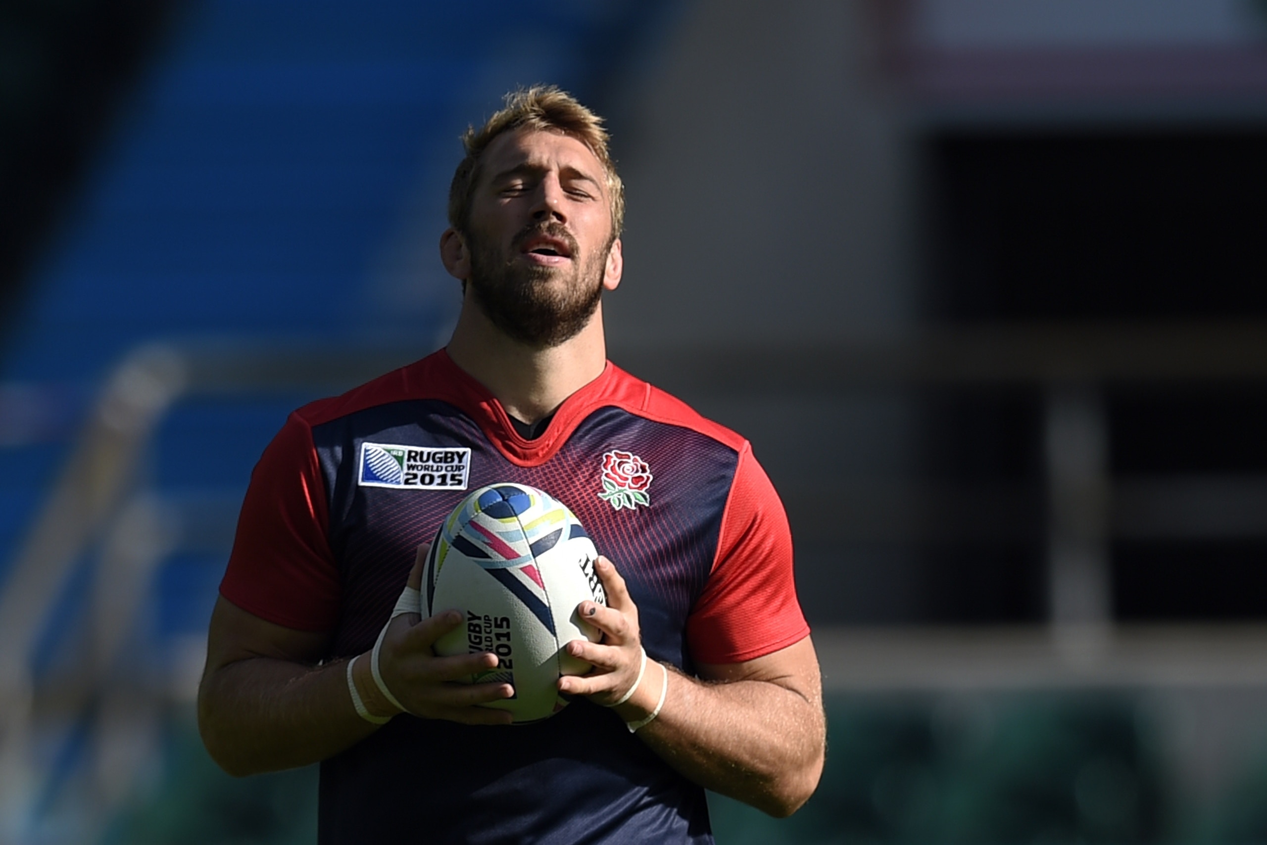 England's back row and captain Chris Robshaw attends the captain's run training session at Twickenham Stadium in London on October 2, 2015, on the eve of their Rugby World Cup 2015 match against Australia. AFP PHOTO / MARTIN BUREAU  --  RESTRICTED TO EDIT