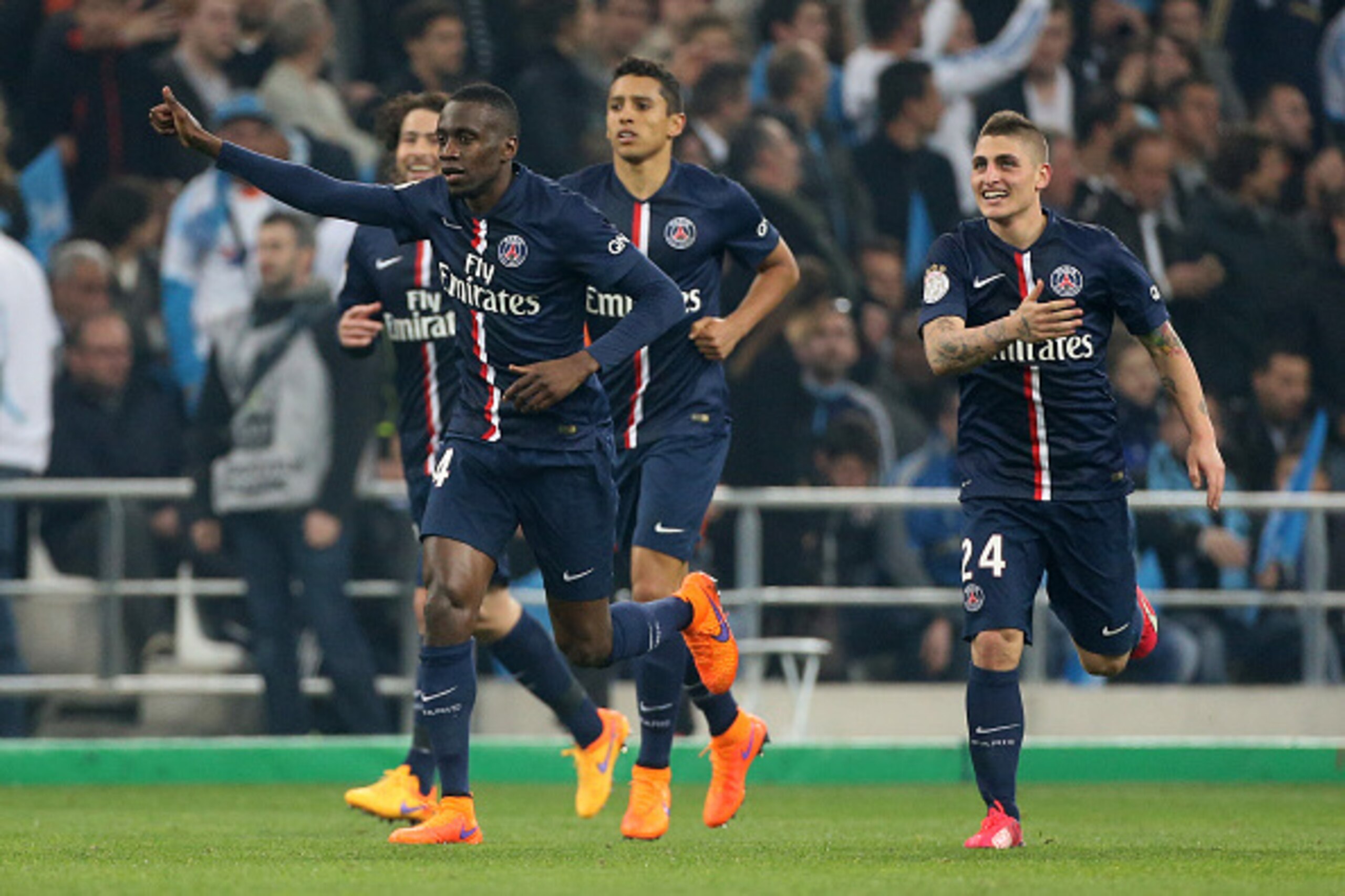 MARSEILLE, FRANCE - APRIL 5: Blaise Matuidi of PSG celebrates his goal with Marco Verratti of PSG during the French Ligue 1 match between Olympique de Marseille (OM) and Paris Saint-Germain (PSG) at New Stade Velodrome on April 5, 2015 in Marseille, Franc