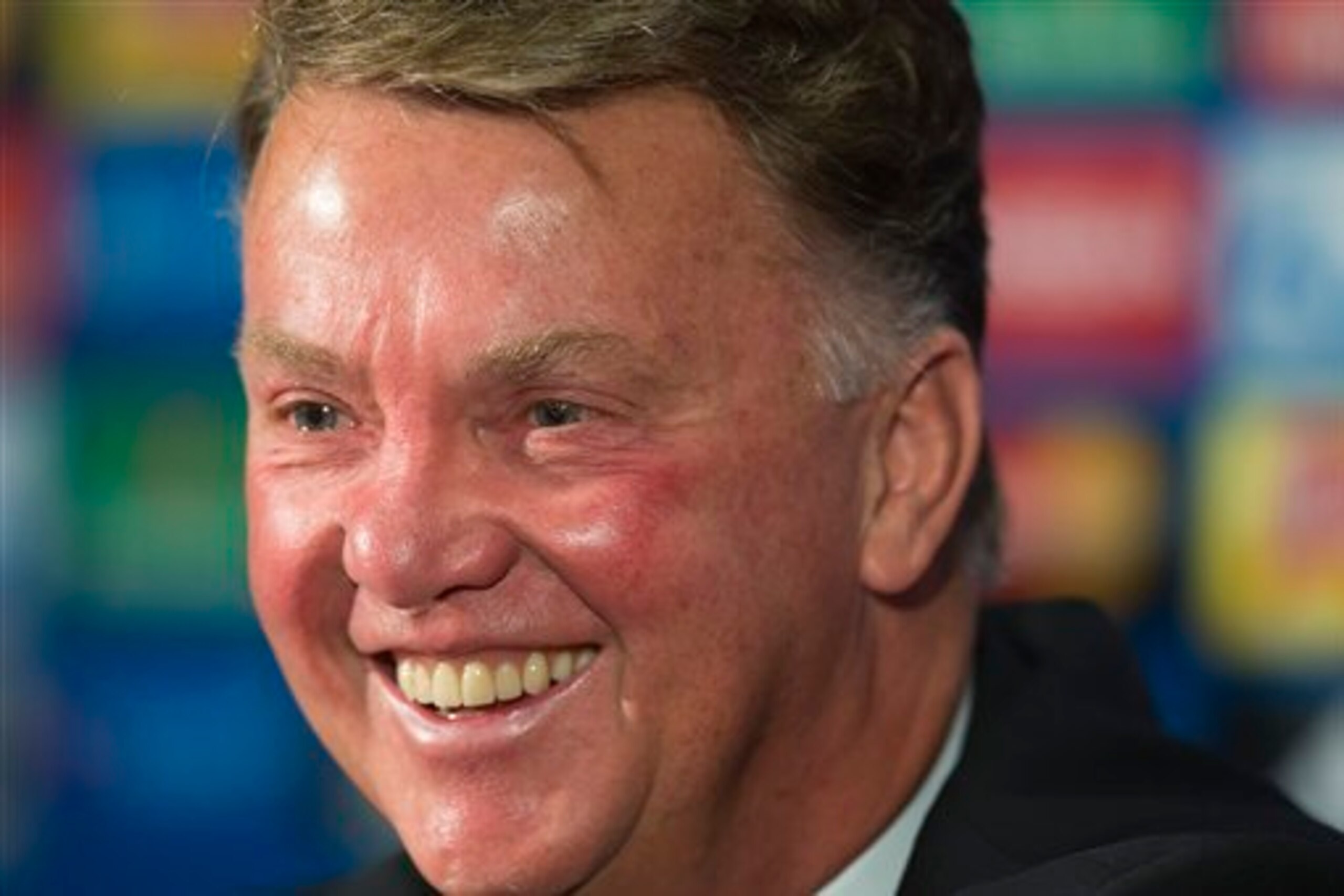 Van Gaal also had some encouraging words for Wenger. Van Gaal also had some encouraging words for Wenger.