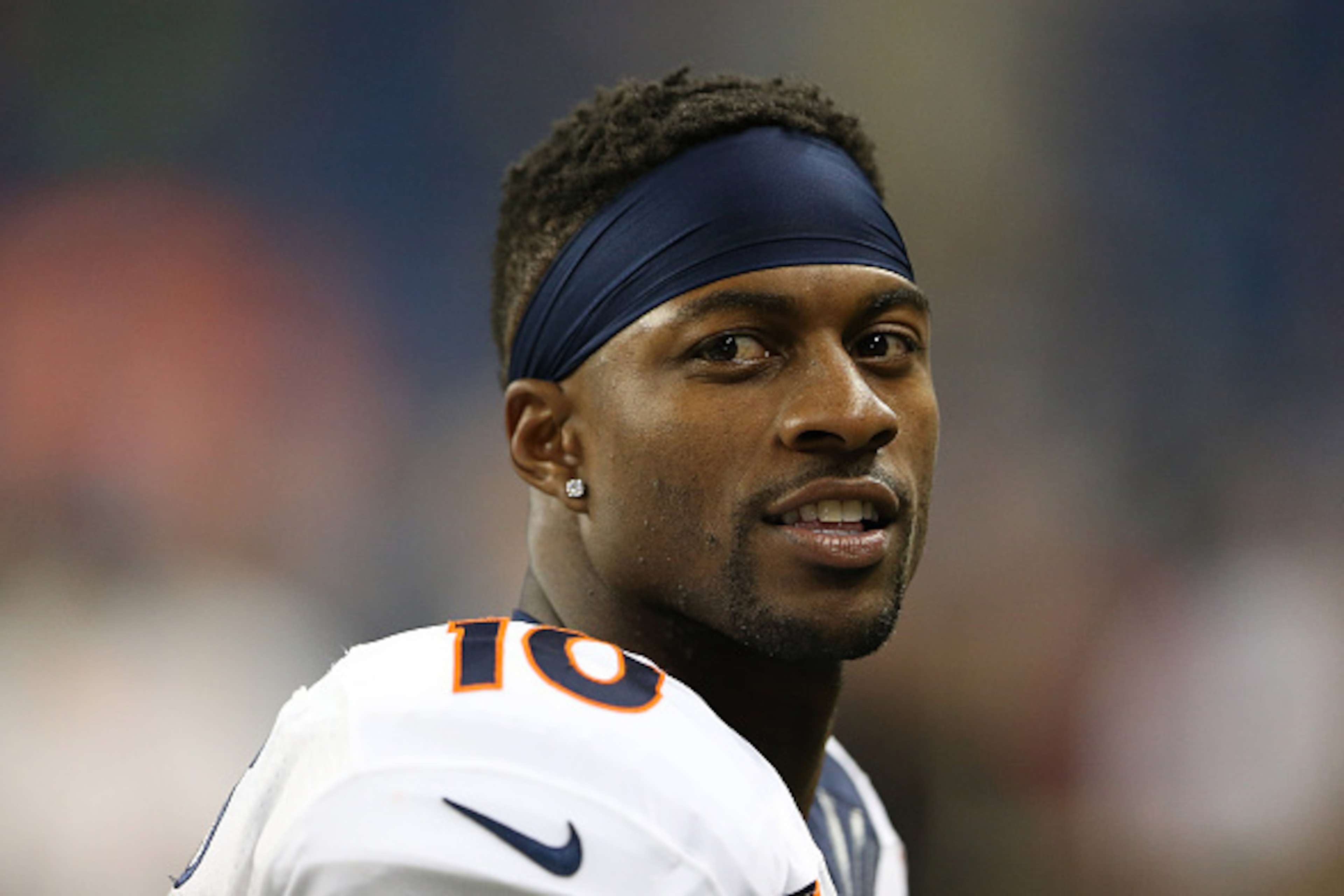 DETROIT, MI - SEPTEMBER 27: Wide receiver Emmanuel Sanders #10 of the Denver Broncos warms up prior to the start of the game against the Detroit Lions on September 27, 2015 at Ford Field in Detroit, Michigan. The Broncos defeated the Lions 24-12. (Photo b