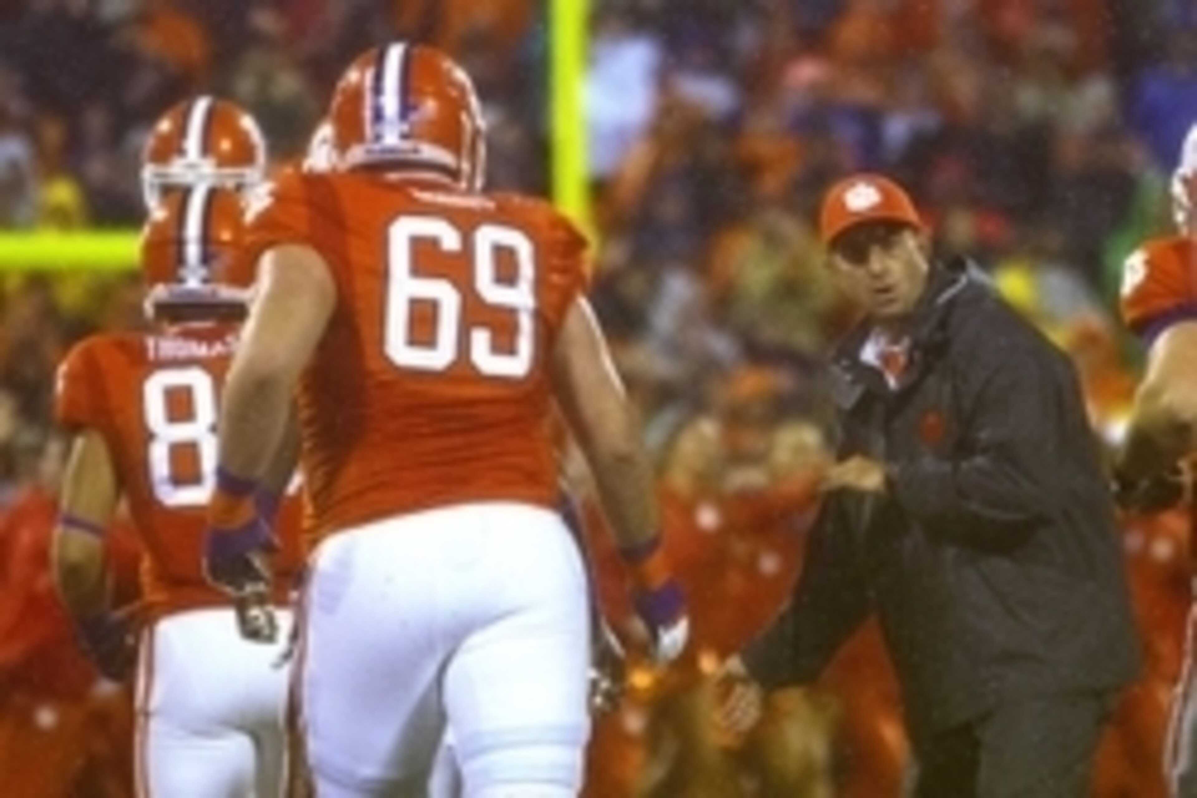 Oct 3, 2015; Clemson, SC, USA; Clemson Tigers head coach Dabo Swinney greets players on the field prior to the game against the Notre Dame Fighting Irish at Clemson Memorial Stadium. Mandatory Credit: Joshua S. Kelly-USA TODAY Sports Oct 3, 2015; Clemson, SC, USA; Clemson Tigers head coach Dabo Swinney greets players on the field prior to the game against the Notre Dame Fighting Irish at Clemson Memorial Stadium. Mandatory Credit: Joshua S. Kelly-USA TODAY Sports