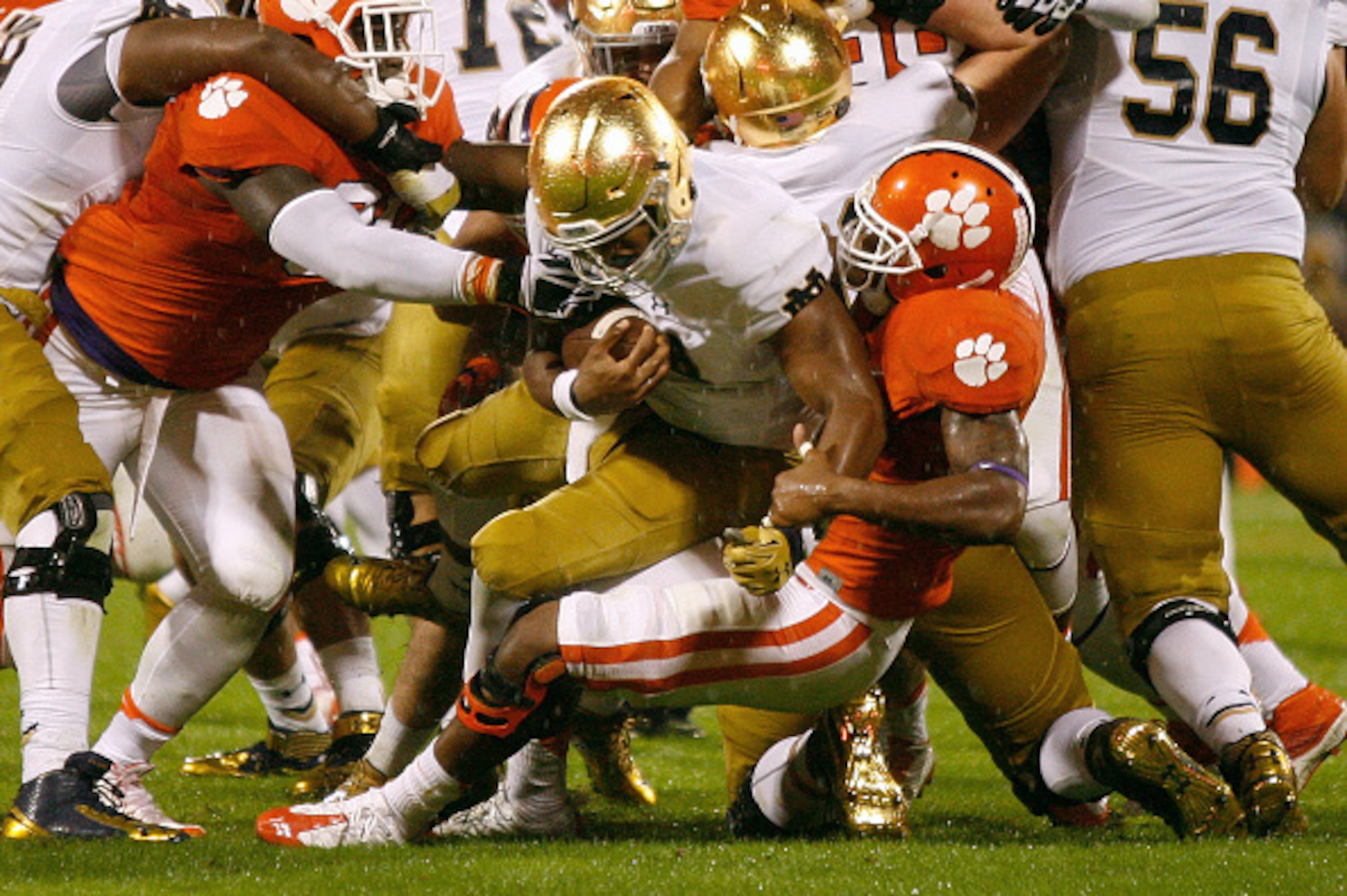 CLEMSON, SC - OCTOBER 3: DeShone Kizer #14 of the Notre Dame Fighting Irish is sacked during the game against the Clemson Tigers at Clemson Memorial Stadium on October 3, 2015 in Clemson, South Carolina. (Photo by Tyler Smith/Getty Images) CLEMSON, SC - OCTOBER 3: DeShone Kizer #14 of the Notre Dame Fighting Irish is sacked during the game against the Clemson Tigers at Clemson Memorial Stadium on October 3, 2015 in Clemson, South Carolina. (Photo by Tyler Smith/Getty Images)