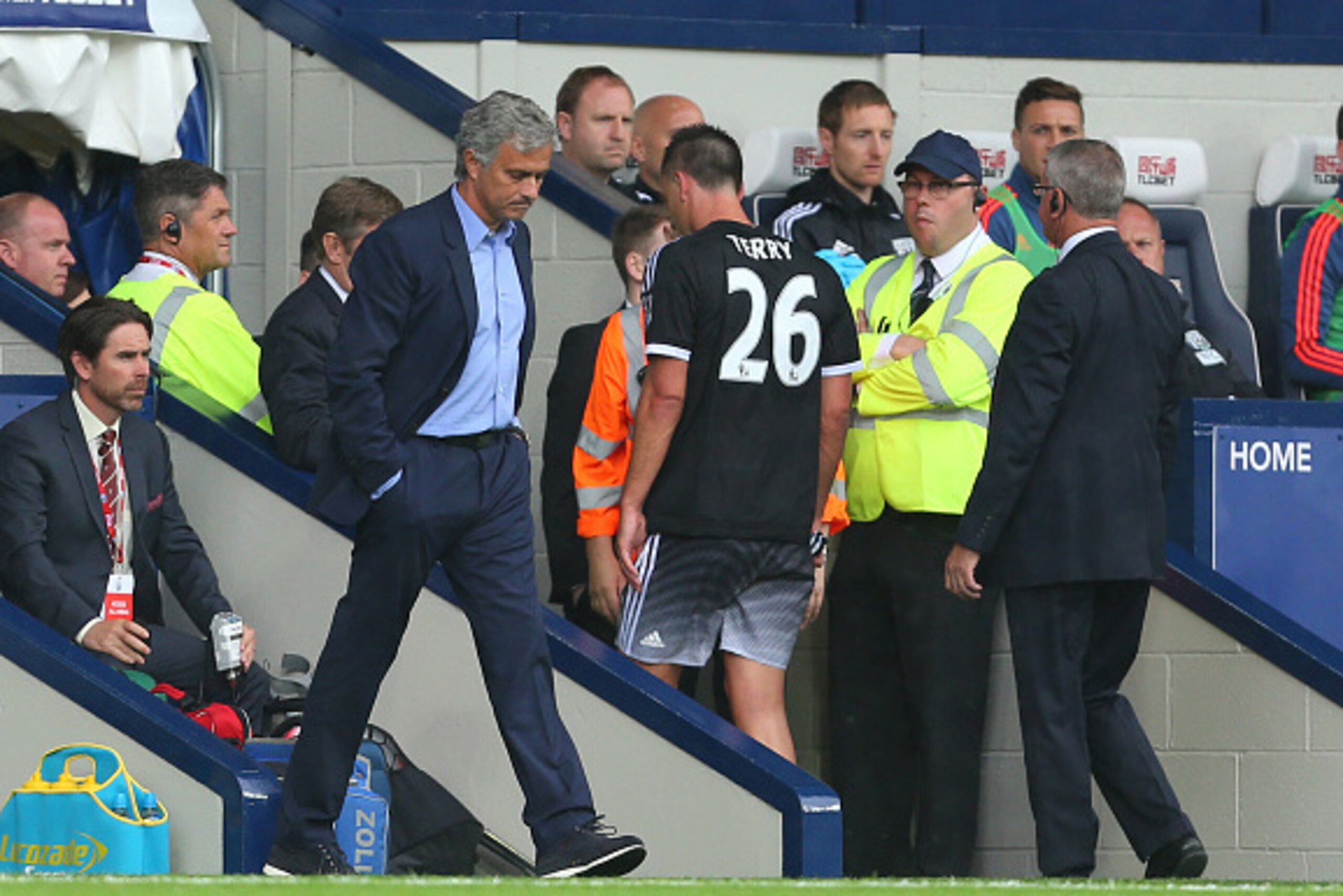 WEST BROMWICH, ENGLAND - AUGUST 23:  John Terry of Chelsea walks past Jose Mourinho Manager of Chelsea after he is sent off during the Barclays Premier League match between West Bromwich Albion and Chelsea on August 23, 2015 in West Bromwich, United Kingd