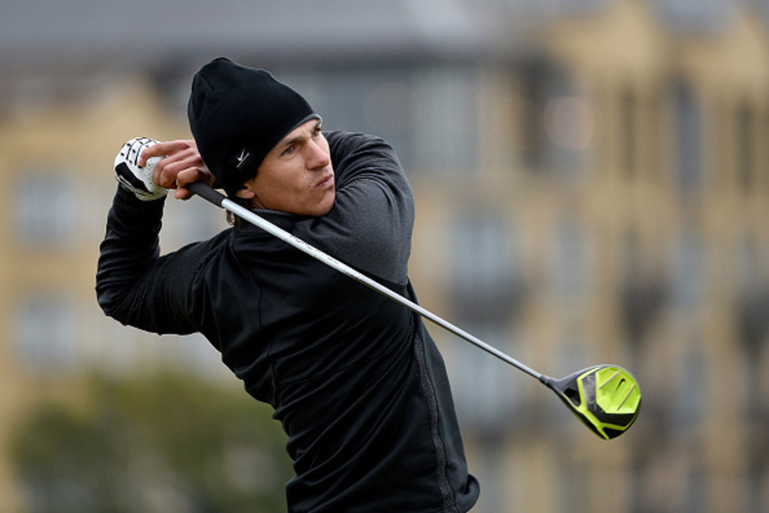 ST ANDREWS, SCOTLAND - OCTOBER 04:  Thorbjorn Olesen of Denmark drives off the 18th tee during final round of the 2015 Alfred Dunhill Links Championship at The Old Course on October 4, 2015 in St Andrews, Scotland.  (Photo by Ross Kinnaird/Getty Images)