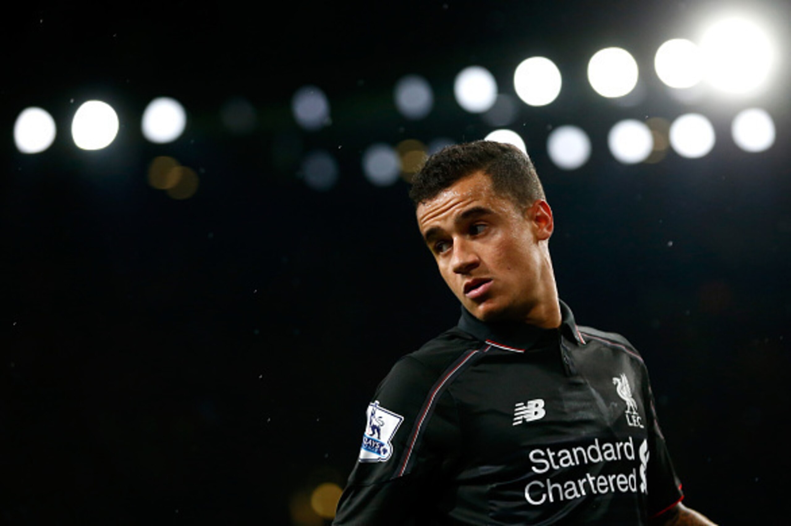 LONDON, ENGLAND - AUGUST 24:  Philippe Coutinho of Liverpool looks on during the Barclays Premier League match between Arsenal and Liverpool at the Emirates Stadium on August 24, 2015 in London, United Kingdom.  (Photo by Julian Finney/Getty Images)