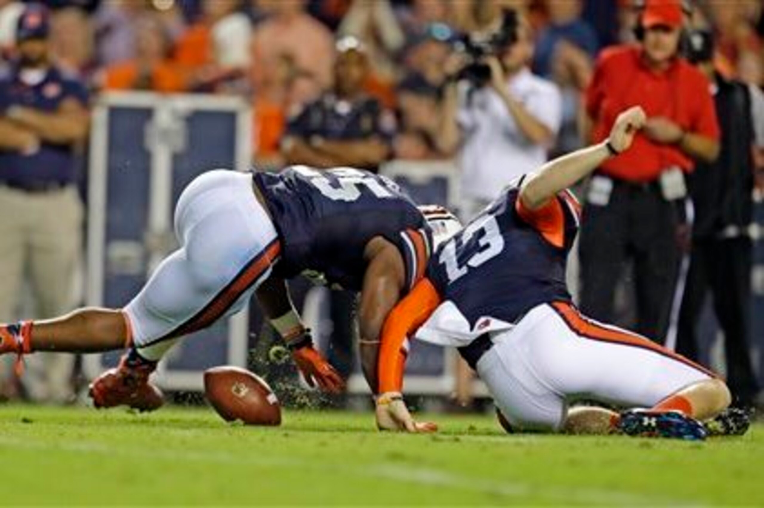 Auburn RB Peyton Barber and QB Sean White Auburn RB Peyton Barber and QB Sean White