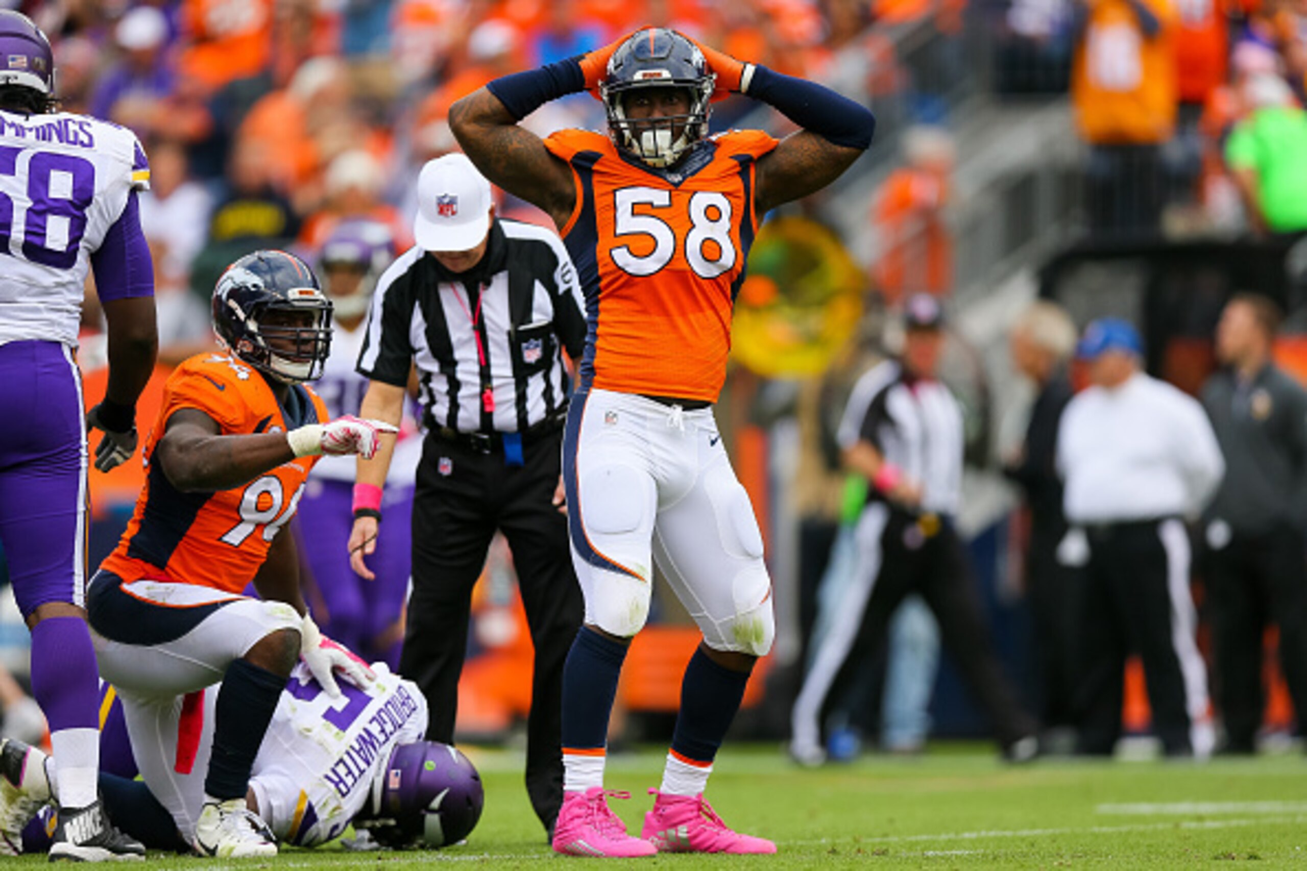 DENVER, CO - OCTOBER 4:  Outside linebacker Von Miller #58 of the Denver Broncos celebrates after sacking quarterback Teddy Bridgewater #5 of the Minnesota Vikings during a game at Sports Authority Field at Mile High on October 4, 2015 in Denver, Colorado