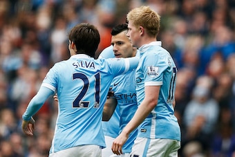 MANCHESTER, ENGLAND - OCTOBER 03:  Sergio Aguero (C) of Manchester City celebrates scroring his second goal with team mates during the Barclays Premier League match between Manchester City and Newcastle United at Etihad Stadium on October 3, 2015 in Manch