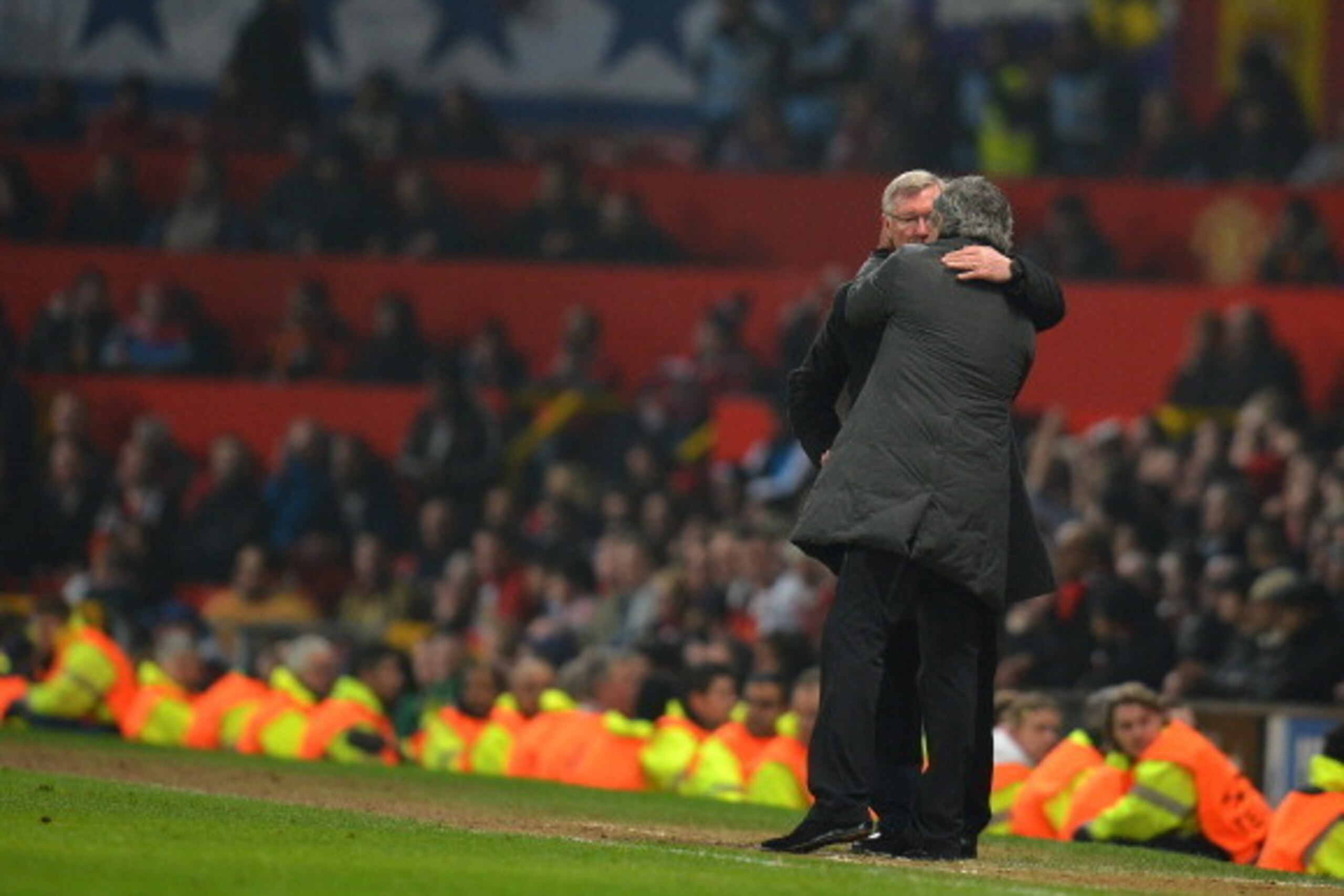 Manchester United's Scottish manager Alex Ferguson (L) embraces Real Madrid's Portuguese manager Jose Mourinho (R) after the UEFA Champions League round of 16 second leg football match between Manchester United and Real Madrid at Old Trafford in Mancheste Manchester United's Scottish manager Alex Ferguson (L) embraces Real Madrid's Portuguese manager Jose Mourinho (R) after the UEFA Champions League round of 16 second leg football match between Manchester United and Real Madrid at Old Trafford in Mancheste