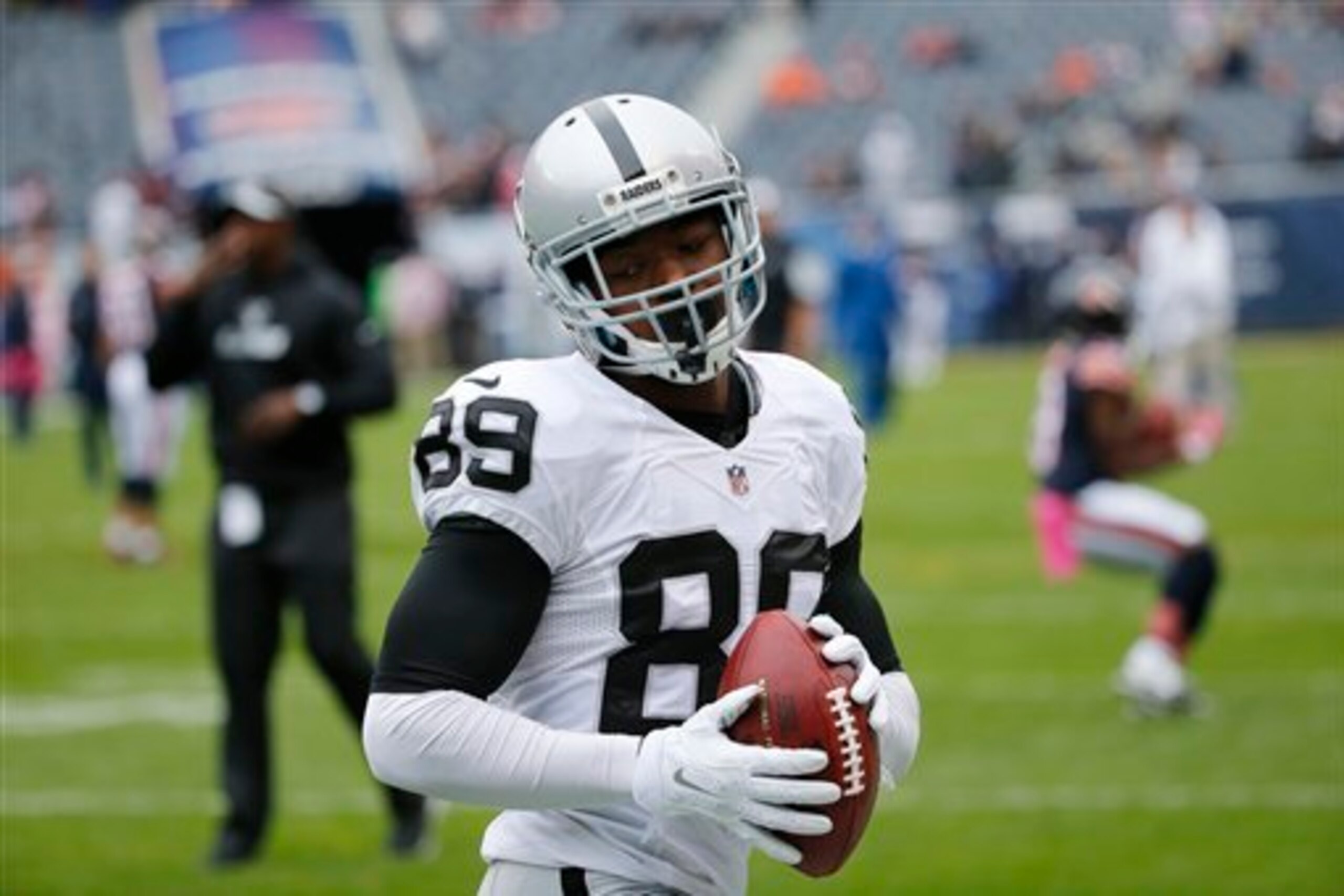 Owners still have to consider matchups when it comes to Amari Cooper.