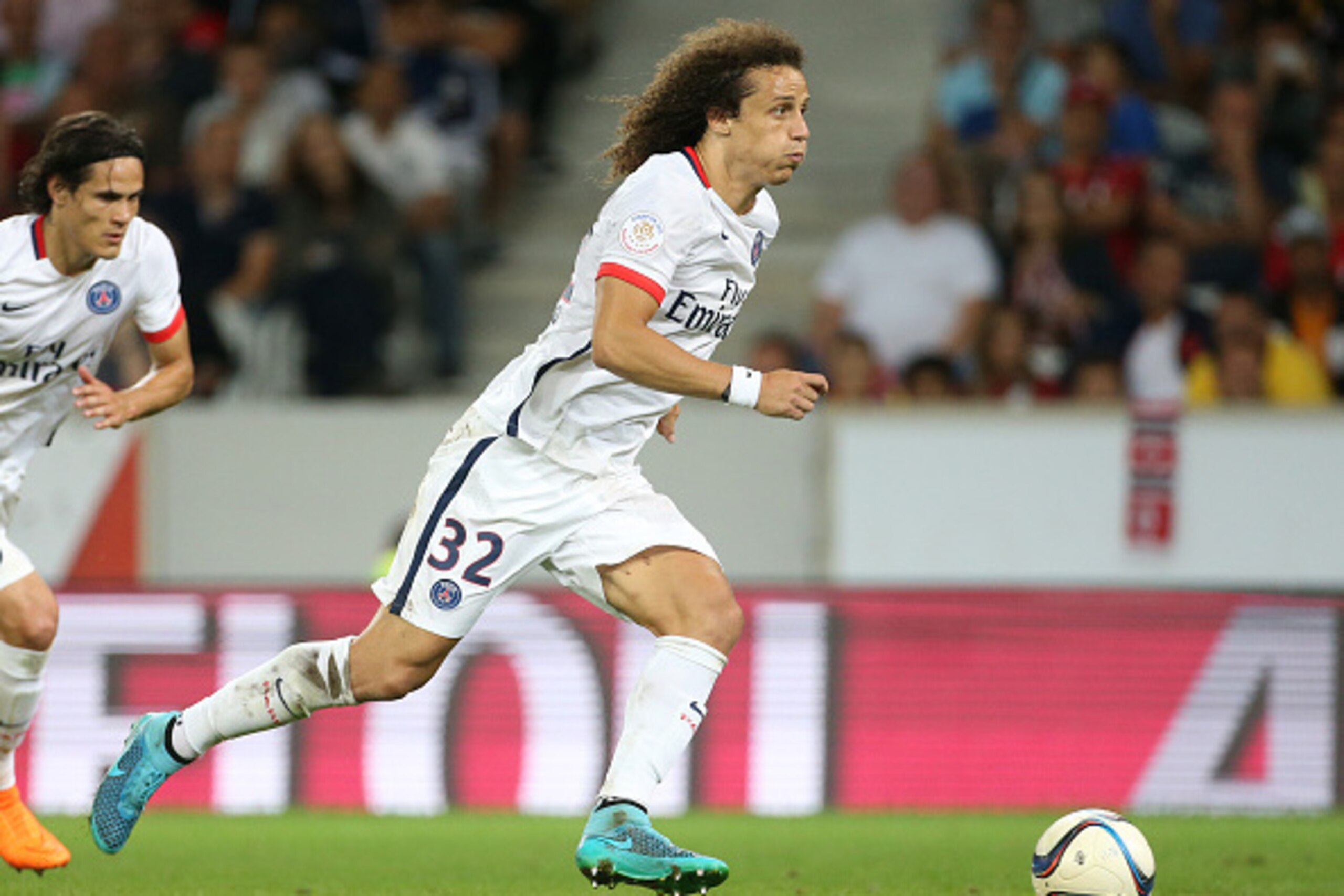 LILLE, FRANCE - AUGUST 7: David Luiz of PSG in action during the French Ligue 1 match between Lille OSC (LOSC) and Paris Saint-Germain (PSG) at Grand Stade Pierre Mauroy on August 7, 2015 in Lille, France. (Photo by Jean Catuffe/Getty Images)