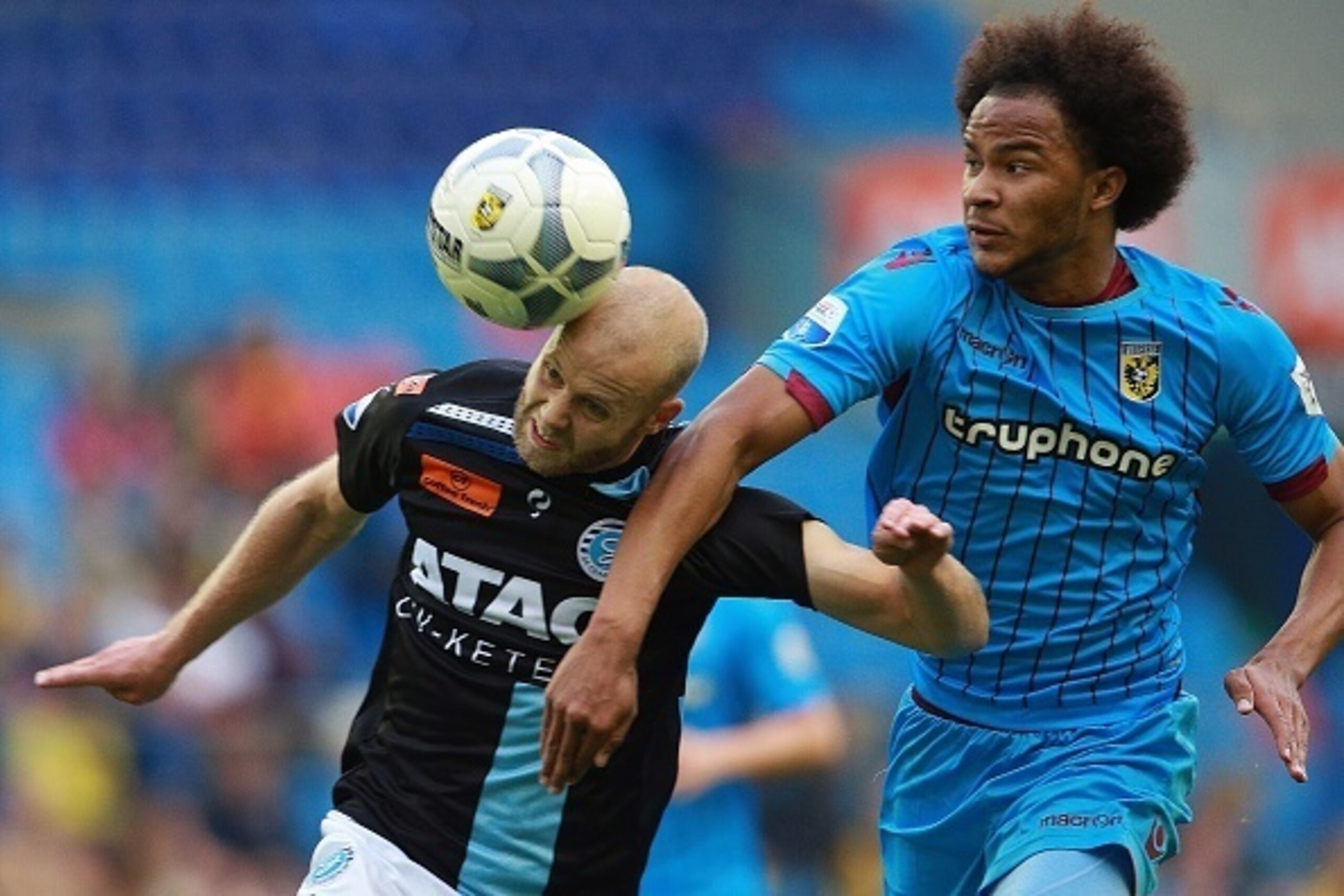 Nathaniel Will Izzy Brown of Vitesse during the Dutch Eredivisie match between Vitesse Arnhem and De Graafschap at Gelredome on September 20, 2015 in Arnhem, The Netherlands(Photo by VI Images via Getty Images)