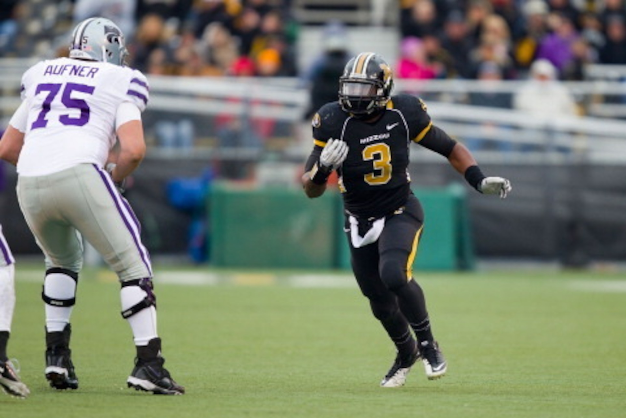 COLUMBIA, MO. - NOVEMBER 13: Jacquies Smith #3 of the Missouri Tigers in action against the Kansas State Wildcats at Faurot Field/Memorial Stadium on November 13, 2010 in Columbia, Missouri.  (Photo by Dilip Vishwanat/Getty Images)