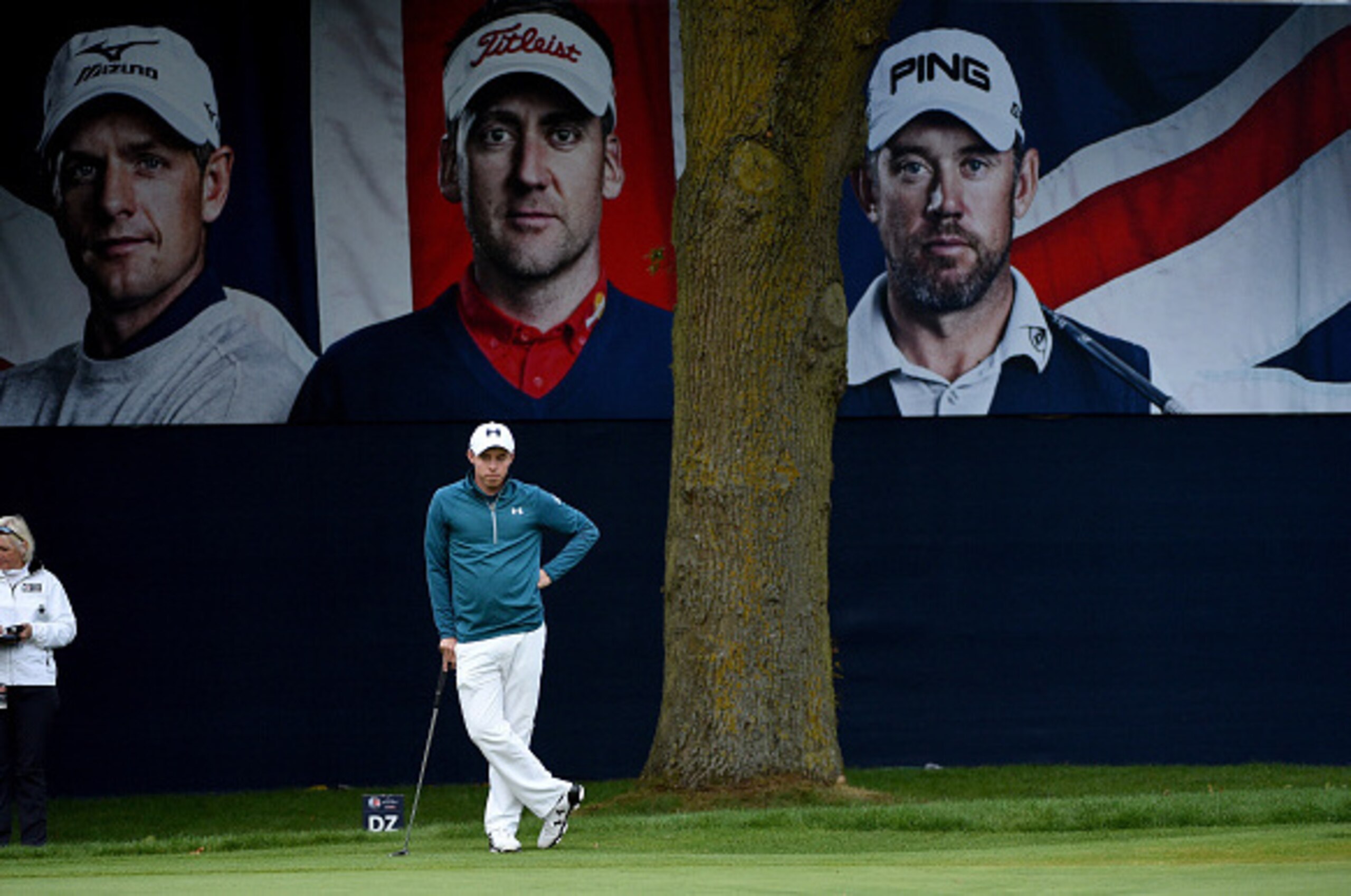 WOBURN, ENGLAND - OCTOBER 08: Matthew Fitzparick of England on the 18th green during the first round of the British Masters at Woburn Golf Club on October 8, 2015 in Woburn, England. (Photo by Ross Kinnaird/Getty Images) WOBURN, ENGLAND - OCTOBER 08: Matthew Fitzparick of England on the 18th green during the first round of the British Masters at Woburn Golf Club on October 8, 2015 in Woburn, England. (Photo by Ross Kinnaird/Getty Images)