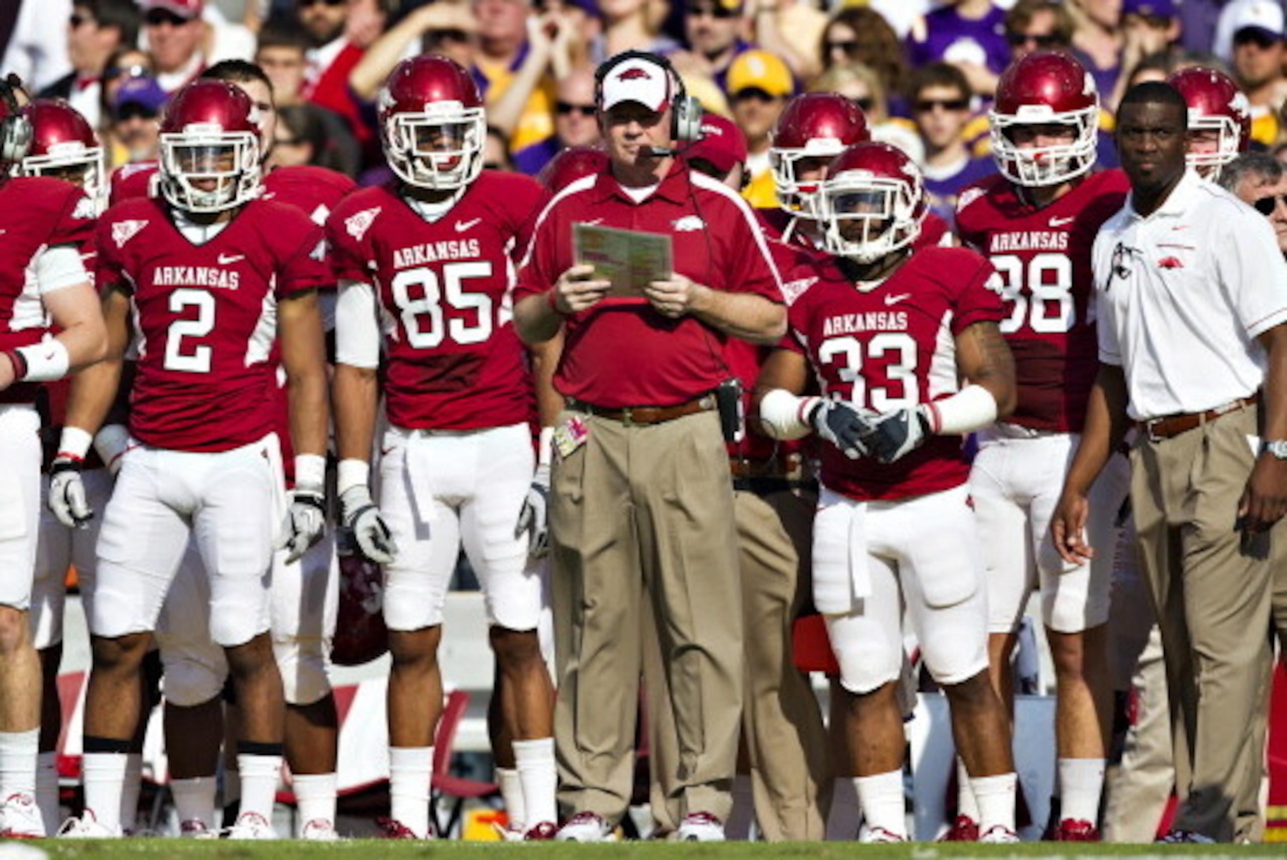 BATON ROUGE, LA - NOVEMBER 25:   Head Coach Bobby Petrino of the Arkansas Razorbacks on the sidelines with his team during a game against the LSU TIgers at Tiger Stadium on November 25, 2011 in Baton Rouge, Louisiana.  The Tigers defeated the Razorbacks 4