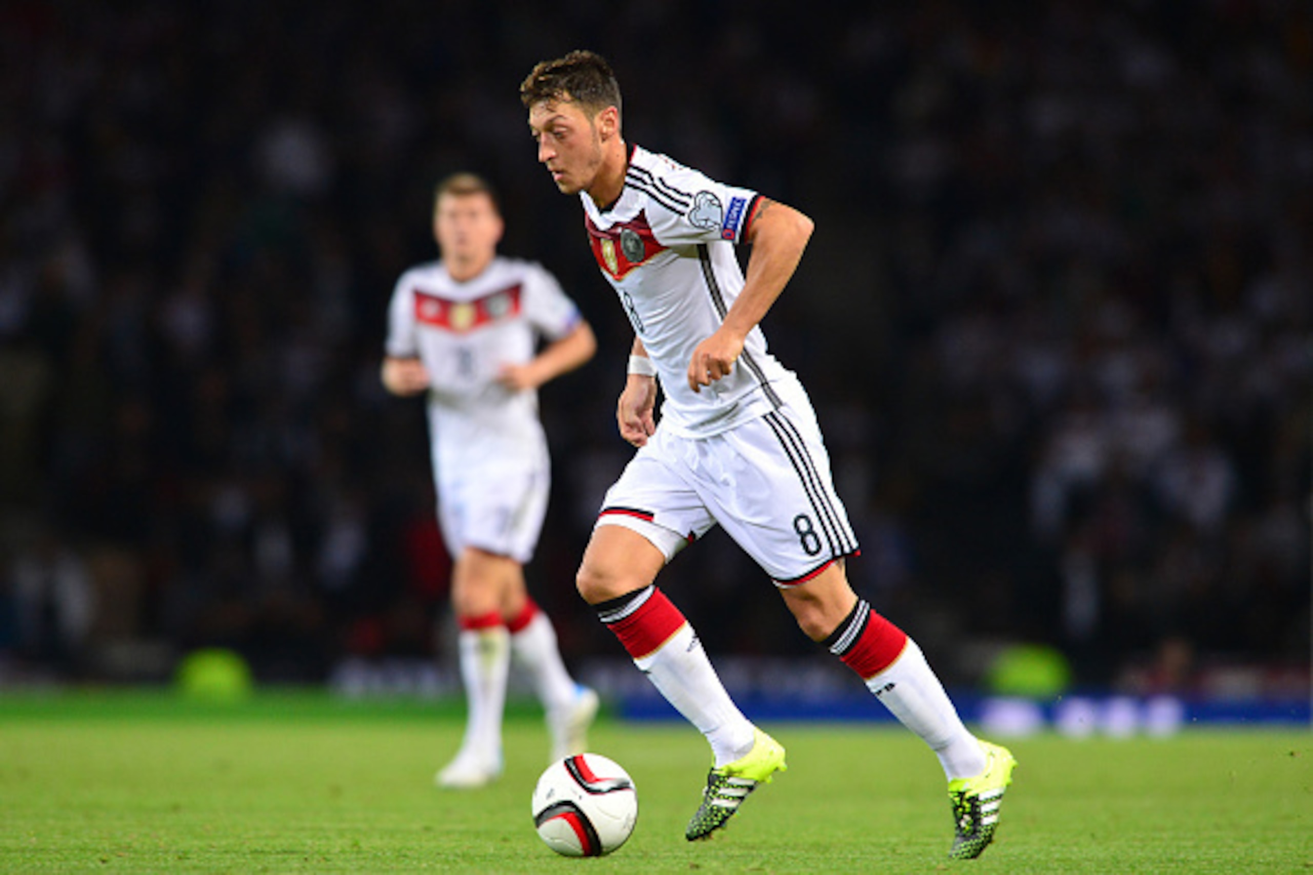GLASGOW, SCOTLAND - SEPTEMBER 7 : Mesut Ozil of Germany in action during the EURO 2016 Qualifier between Scotland and Germany at Hamden Park on September 7, 2015 in Glasgow, Scotland. (Photo by Mark Runnacles/Getty Images) GLASGOW, SCOTLAND - SEPTEMBER 7 : Mesut Ozil of Germany in action during the EURO 2016 Qualifier between Scotland and Germany at Hamden Park on September 7, 2015 in Glasgow, Scotland. (Photo by Mark Runnacles/Getty Images)