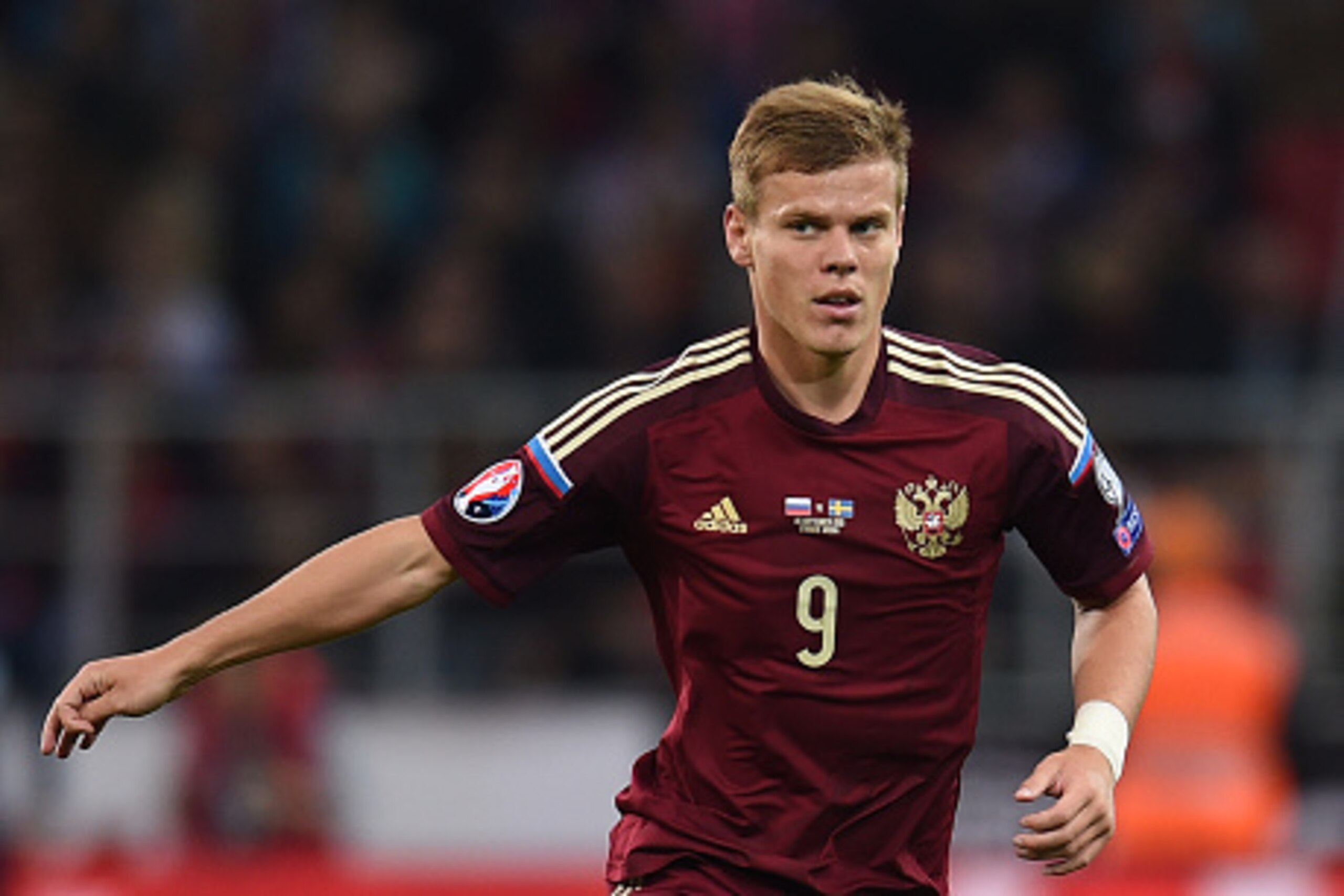 MOSCOW, RUSSIA - SEPTEMBER 05: Alexander Kokorin of Russia in action during the UEFA EURO 2016 Qualifier Group G match between Russia and Sweden at the Arena Otkritie Stadium on September 05, 2015 in Moscow, Russia.  (Photo by Epsilon/Getty Images)