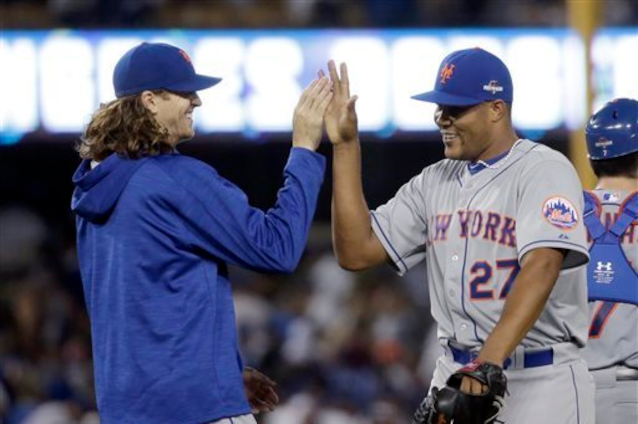 DeGrom got the Mets deep enough into the game for Jeurys Familia to save it.