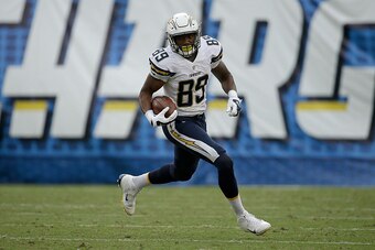 SAN DIEGO, CA - OCTOBER 04:  Ladarius Green #89 of the San Diego Chargers carries the ball against the Cleveland Browns at Qualcomm Stadium on October 4, 2015 in San Diego, California.  (Photo by Jeff Gross/Getty Images)