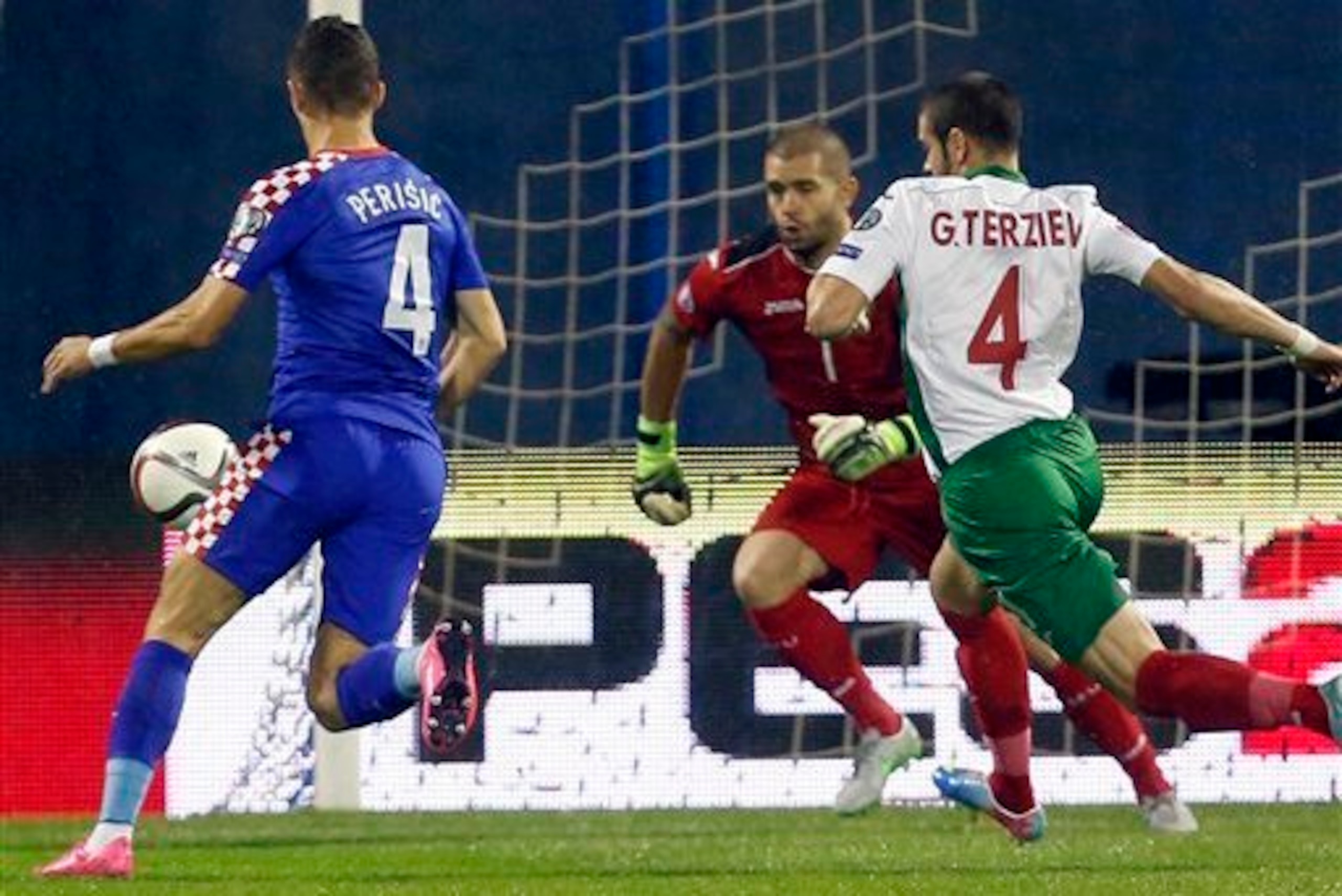 Perisic slots home the opener for Croatia against Bulgaria.