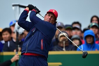 Phil Mickelson of the US tees off on the 2nd hole during the final round singles matches of the 2015 Presidents Cup at the Jack Nicklaus Golf Club in Incheon, west of Seoul, on October 11, 2015. AFP PHOTO / JUNG YEON-JERESTRICTED TO EDITORIAL USE - ST Phil Mickelson of the US tees off on the 2nd hole during the final round singles matches of the 2015 Presidents Cup at the Jack Nicklaus Golf Club in Incheon, west of Seoul, on October 11, 2015. AFP PHOTO / JUNG YEON-JERESTRICTED TO EDITORIAL USE - ST