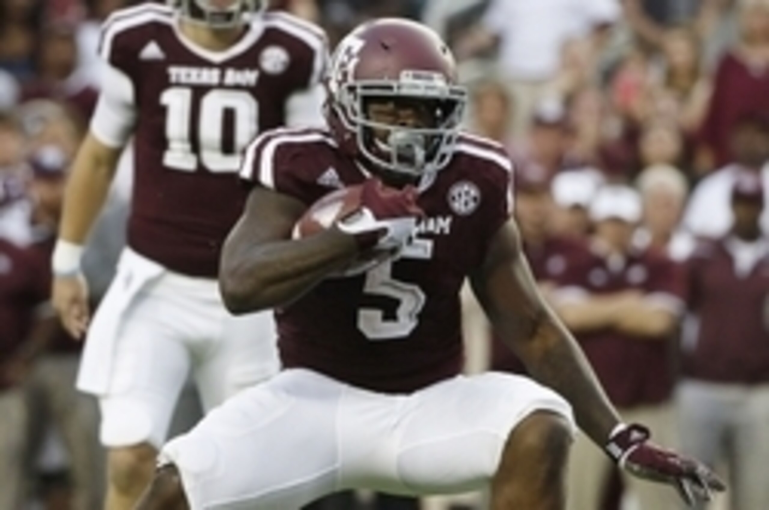 Oct 3, 2015; College Station, TX, USA; Texas A&M Aggies running back Tra Carson (5) carries the ball against the Mississippi State Bulldogs during the first half at Kyle Field. Mandatory Credit: Soobum Im-USA TODAY Sports Oct 3, 2015; College Station, TX, USA; Texas A&M Aggies running back Tra Carson (5) carries the ball against the Mississippi State Bulldogs during the first half at Kyle Field. Mandatory Credit: Soobum Im-USA TODAY Sports