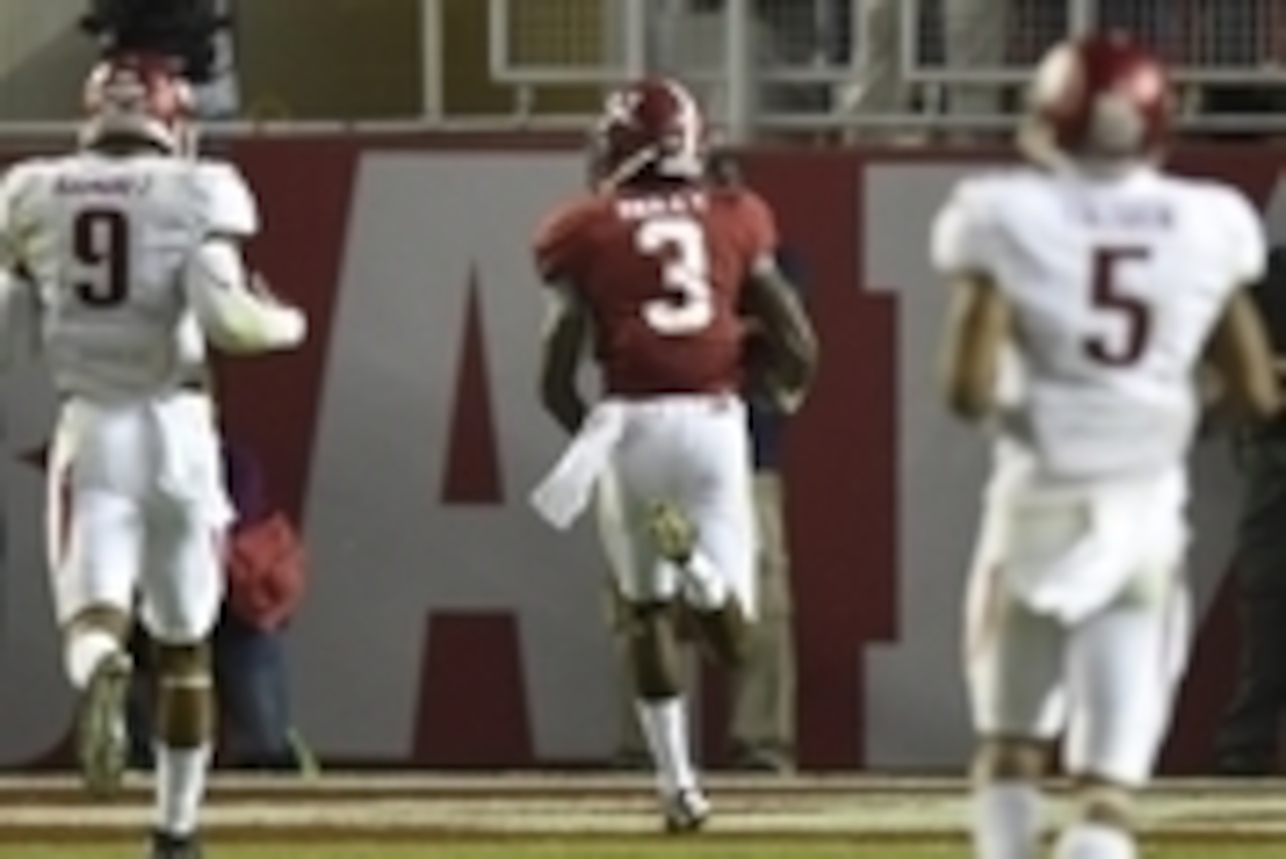 Oct 10, 2015; Tuscaloosa, AL, USA; Alabama Crimson Tide wide receiver Calvin Ridley (3) on a touchdown reception against the Arkansas Razorbacks during the third quarter at Bryant-Denny Stadium. Mandatory Credit: John David Mercer-USA TODAY Sports