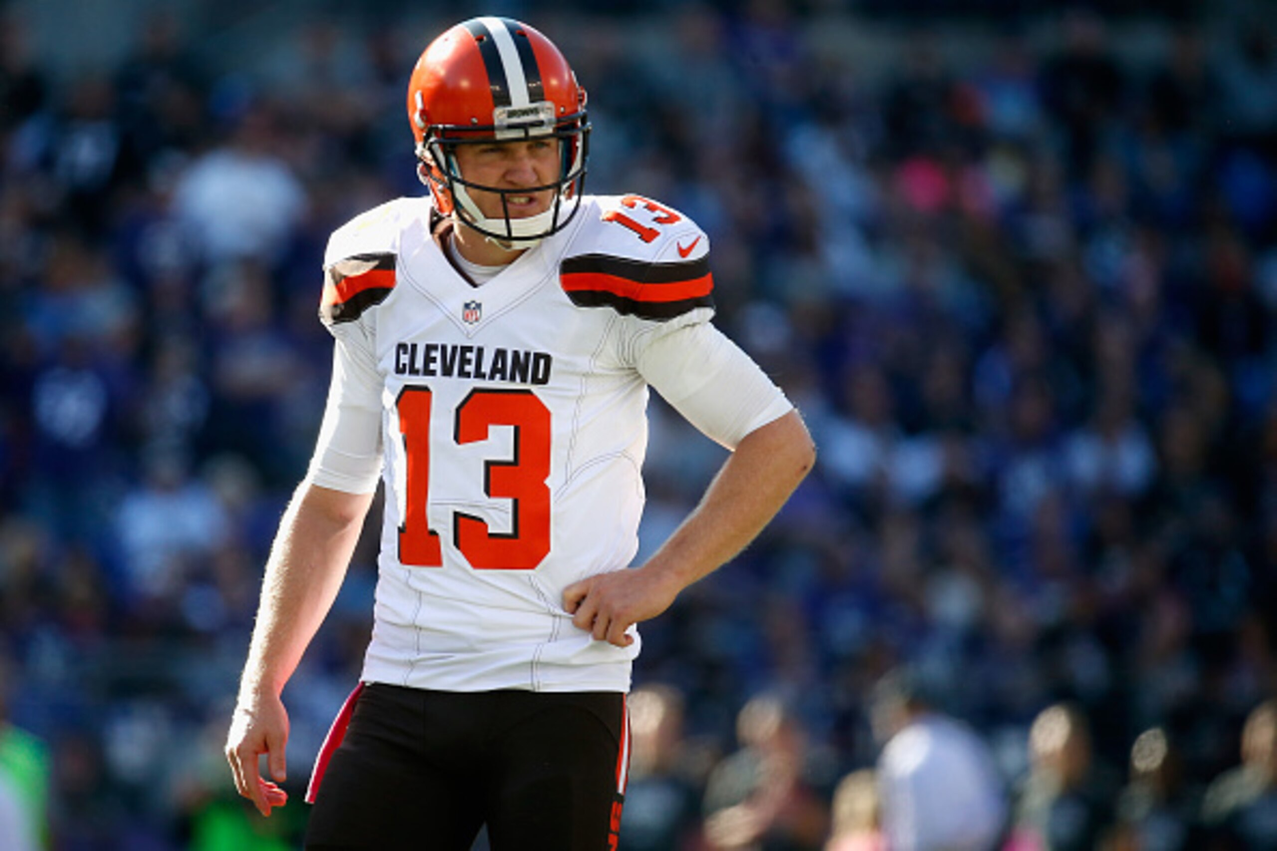 BALTIMORE, MD - OCTOBER 11:  Quarterback Josh McCown #13 of the Cleveland Browns looks on against the Baltimore Ravens in the second half at M&T Bank Stadium on October 11, 2015 in Baltimore, Maryland.  (Photo by Rob Carr/Getty Images)