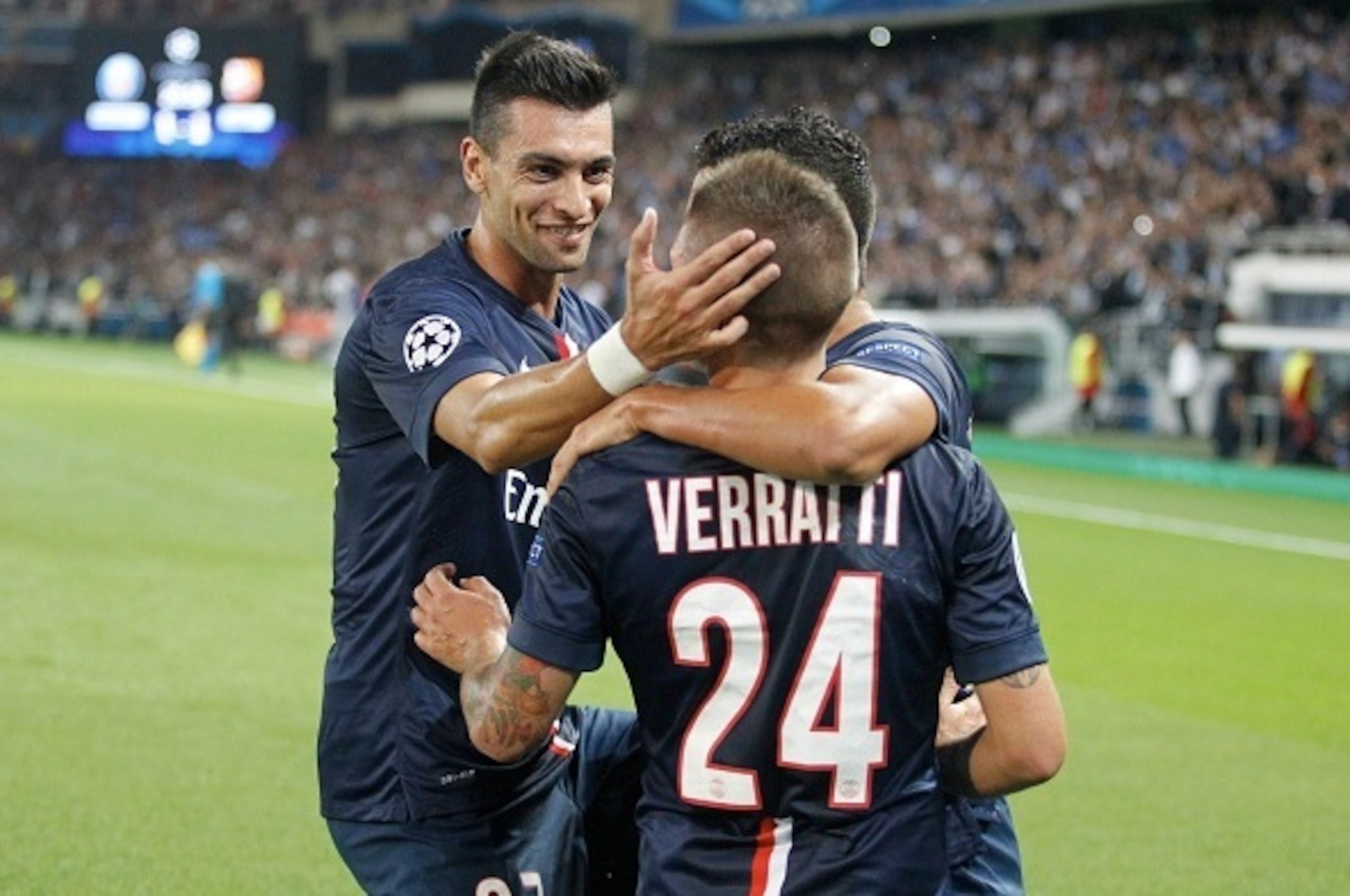 PARIS, FRANCE - SEPTEMBER 30:  Marco Verratti of Paris Saint-Germain celebrate his goal with Marquinhos and Javier Pastore (L) during the UEFA Champions League between Paris Saint-Germain FC and FC Barcelona at Parc Des Princes on September 30, 2014 in Pa