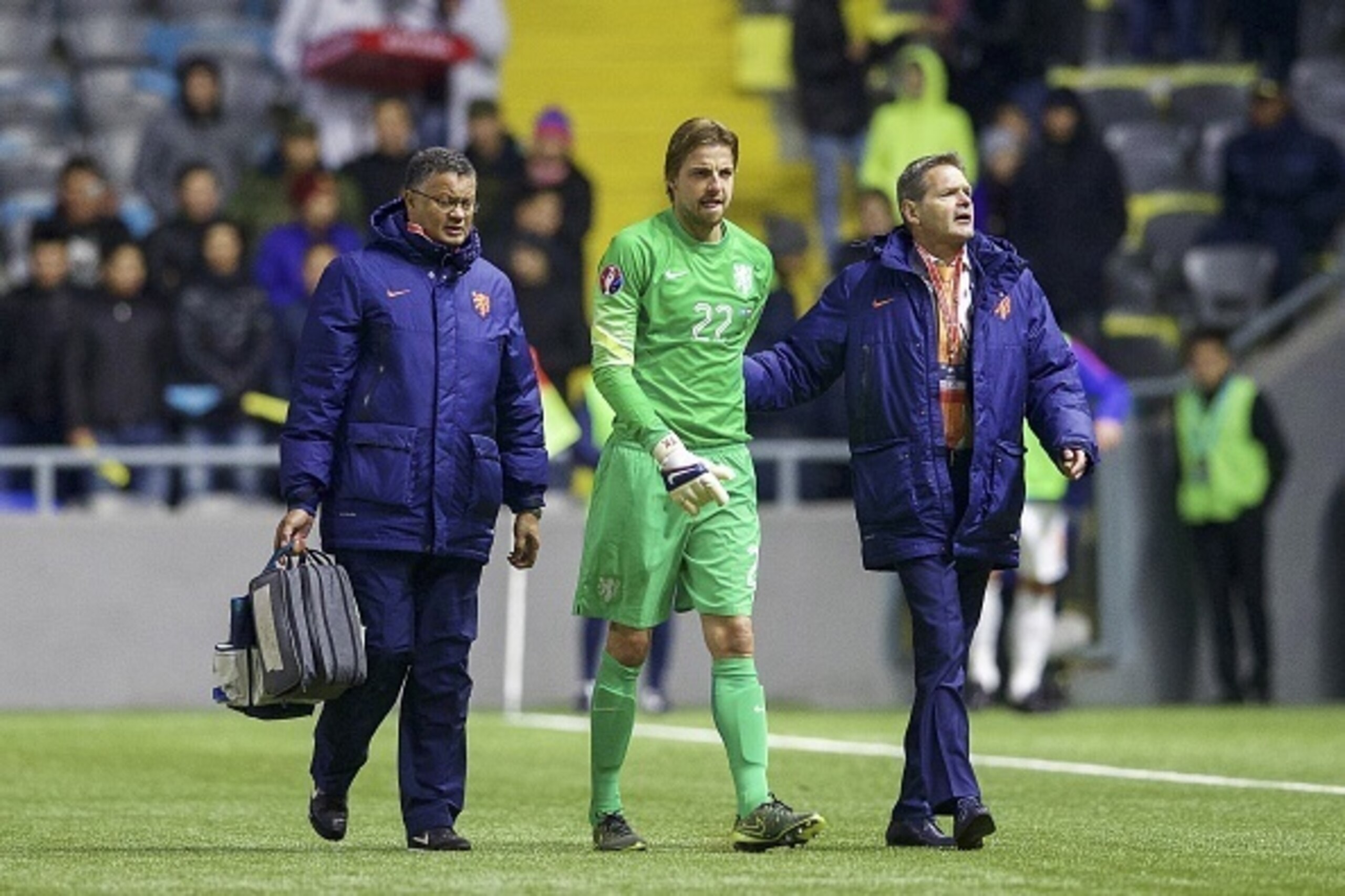 (L-R) caretaker Ricardo Sander of Holland, goalkeeper Tim Krul of Holland, medic Edwin Goedhart of Holland during the EURO 2016 qualifying match between Kazachstan and The Netherlands on October 10, 2015 at the Astana Arena in Astana, Kazachstan.(Photo by