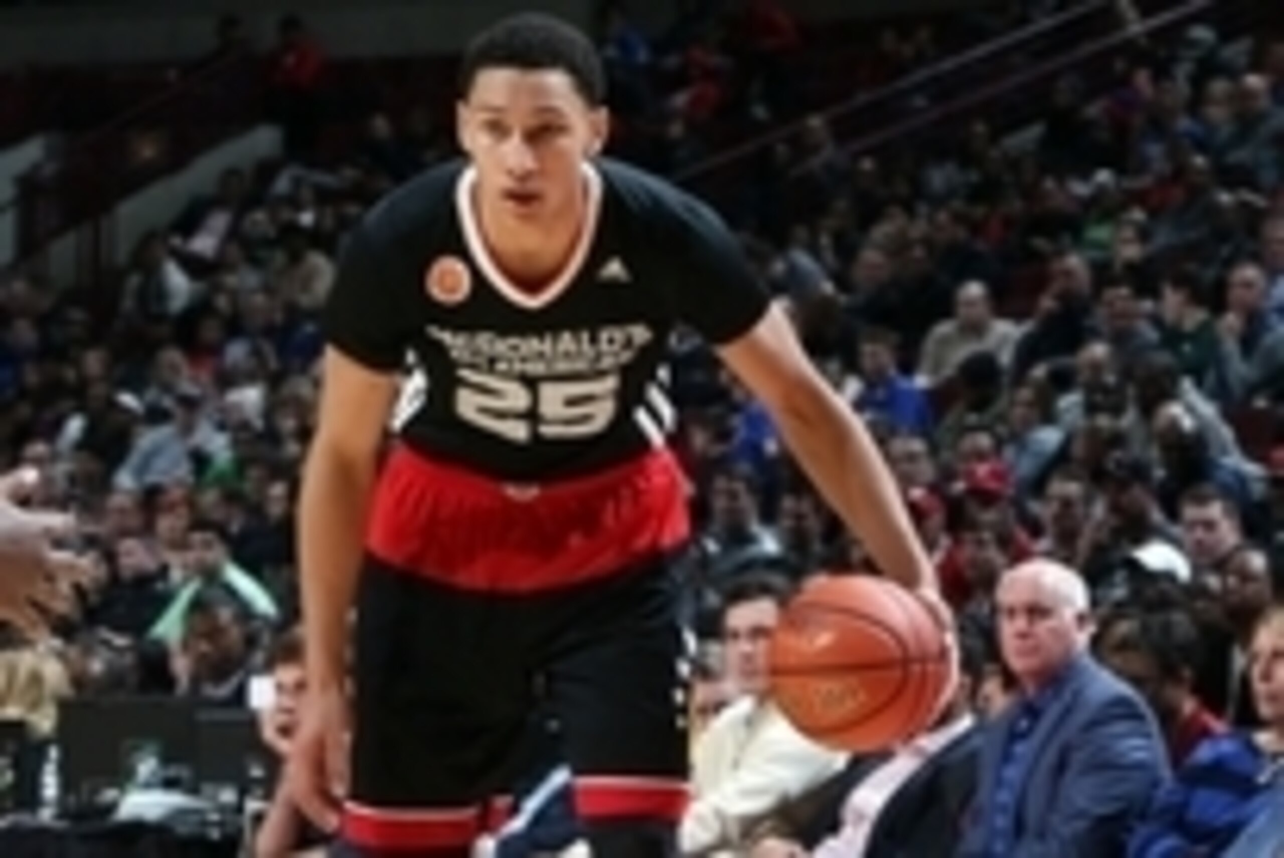 Apr 1, 2015; Chicago, IL, USA;  McDonalds High School All American East forward Ben Simmons (25) dribbles on the perimeter during the McDonalds High School All American Game at the United Center. Mandatory Credit: Brian Spurlock-USA TODAY Sports