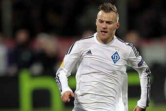 FLORENCE, ITALY - APRIL 23: Andriy Yarmolenko of FC Dynamo Kyiv in action during the UEFA Europa League Quarter Final match between ACF Fiorentina and FC Dynamo Kyiv on April 23, 2015 in Florence, Italy.  (Photo by Gabriele Maltinti/Getty Images)