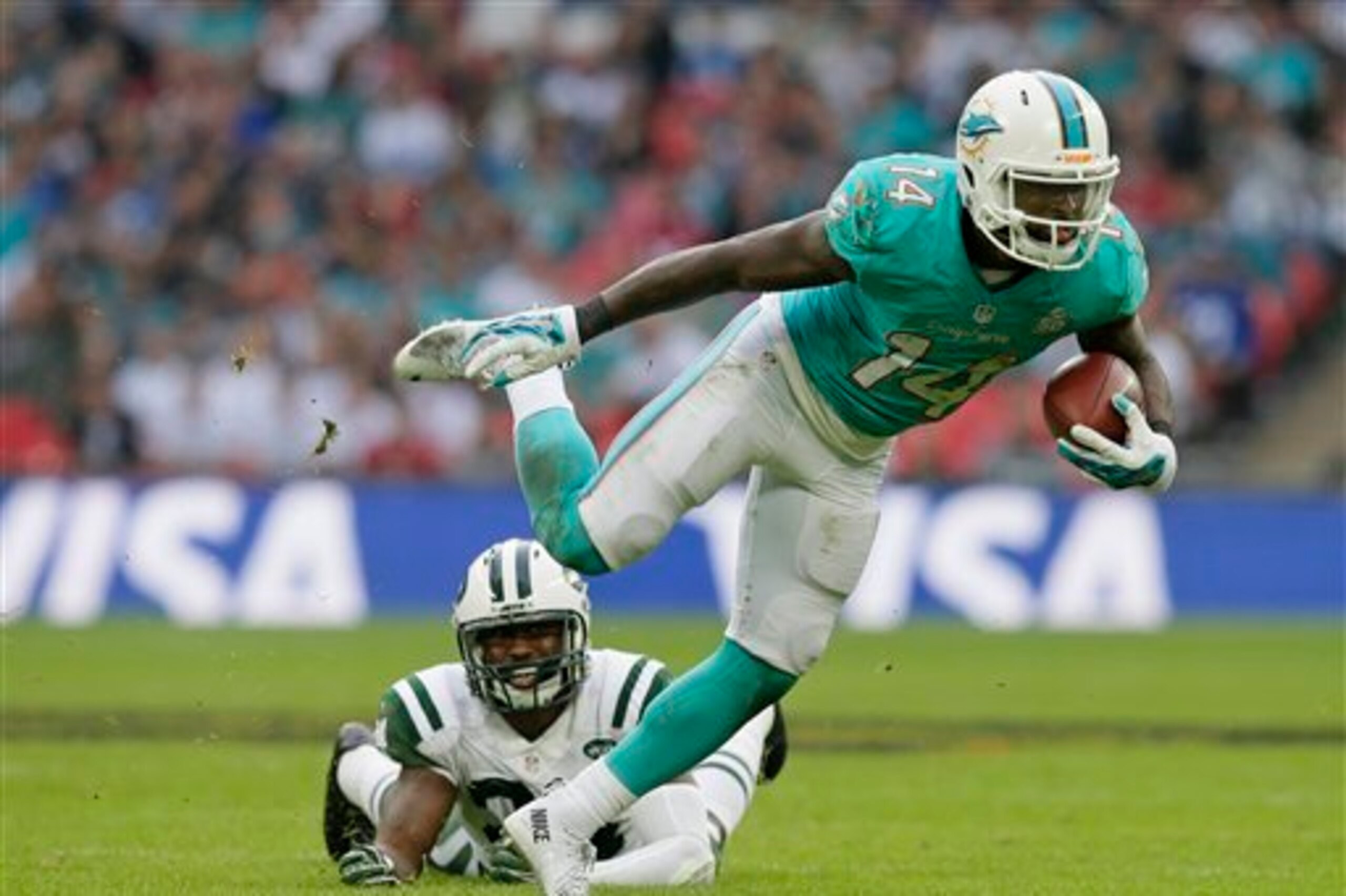 Jarvis Landry cannot be trusted while Miami struggles. Jarvis Landry cannot be trusted while Miami struggles.