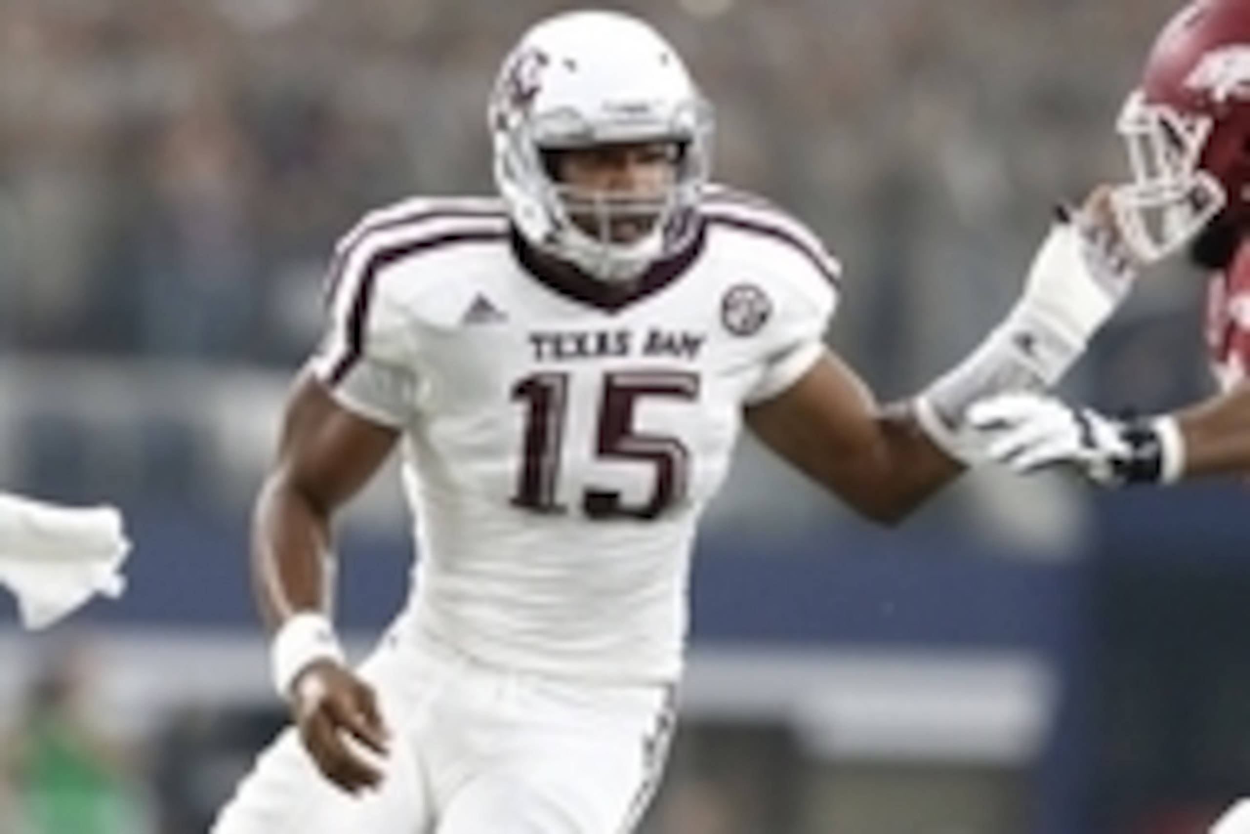 Sep 26, 2015; Arlington, TX, USA; Texas A&M Aggies defensive lineman Myles Garrett (15) in action against the Arkansas Razorbacks at AT&T Stadium. Mandatory Credit: Matthew Emmons-USA TODAY Sports