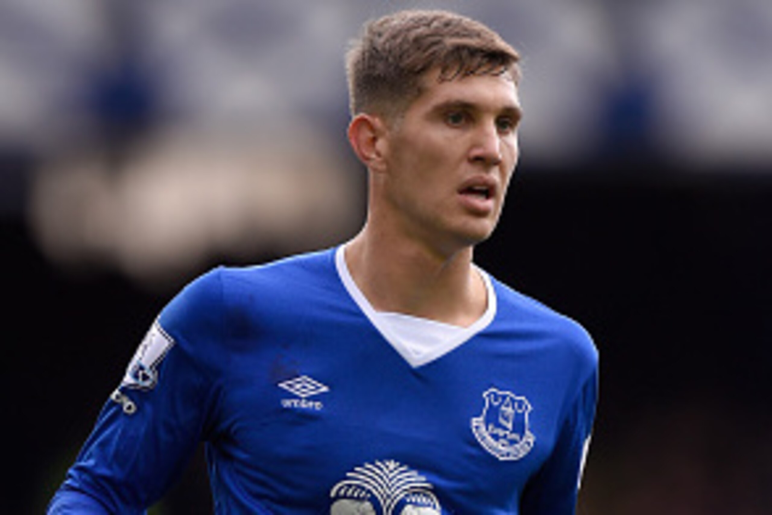 LIVERPOOL, ENGLAND - SEPTEMBER 12:  John Stones of Everton in action during the Barclays Premier League match between Everton and Chelsea at Goodison Park on September 12, 2015 in Liverpool, United Kingdom.  (Photo by Stu Forster/Getty Images)
