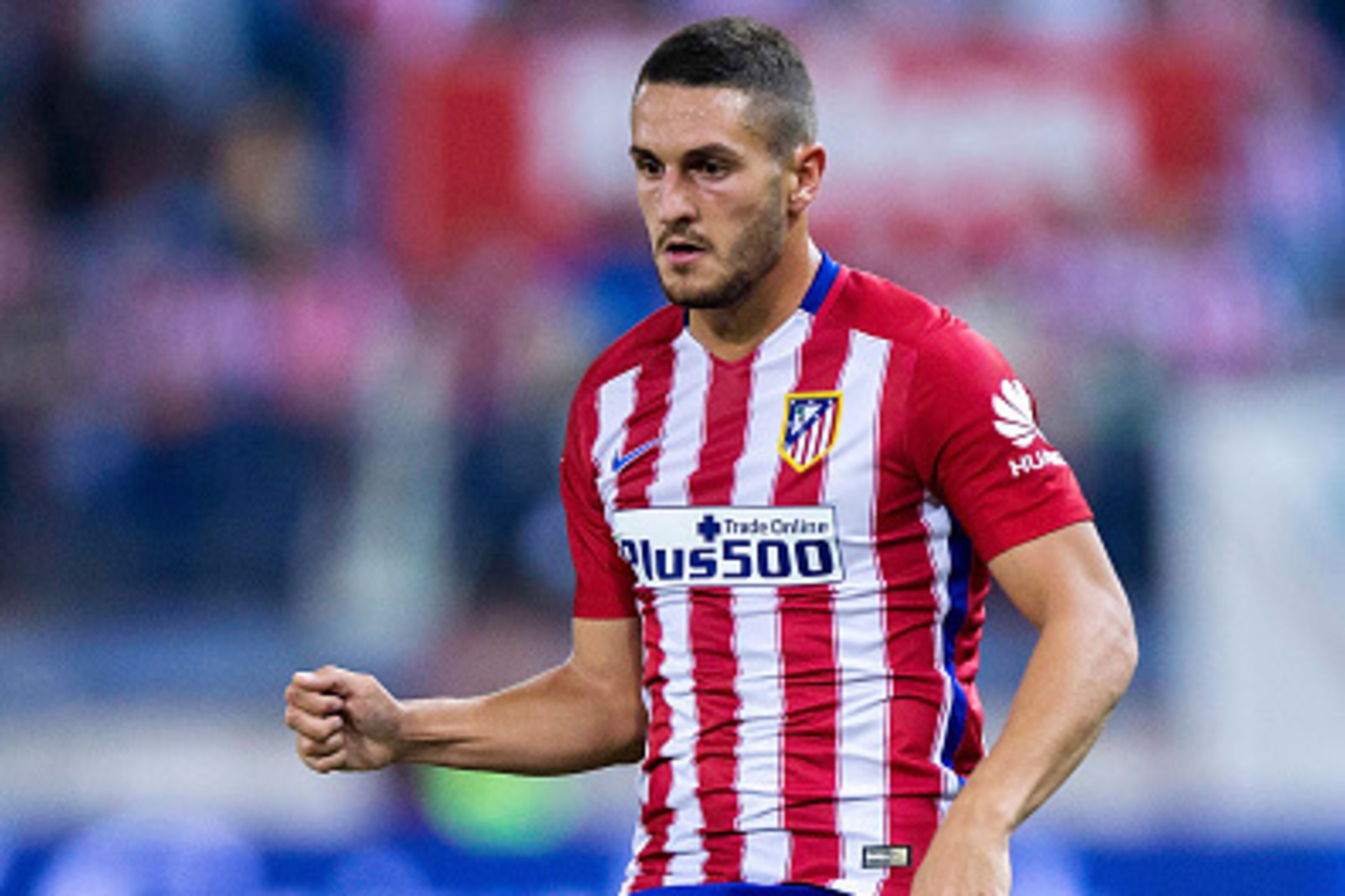 MADRID, SPAIN - AUGUST 22: Koke of Atletico de Madrid controls the ball during the La Liga match between Club Atletico de Madrid and UD Las Palmas at Vicente Calderon Stadium on August 22, 2015 in Madrid, Spain.  (Photo by Gonzalo Arroyo Moreno/Getty Imag