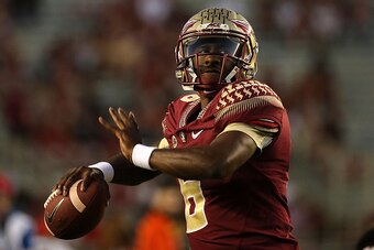 TALLAHASSEE, FL - OCTOBER 10:  Everett Golson #6 of the Florida State Seminoles warms up during a game against the Miami Hurricanes at Doak Campbell Stadium on October 10, 2015 in Tallahassee, Florida.  (Photo by Mike Ehrmann/Getty Images)