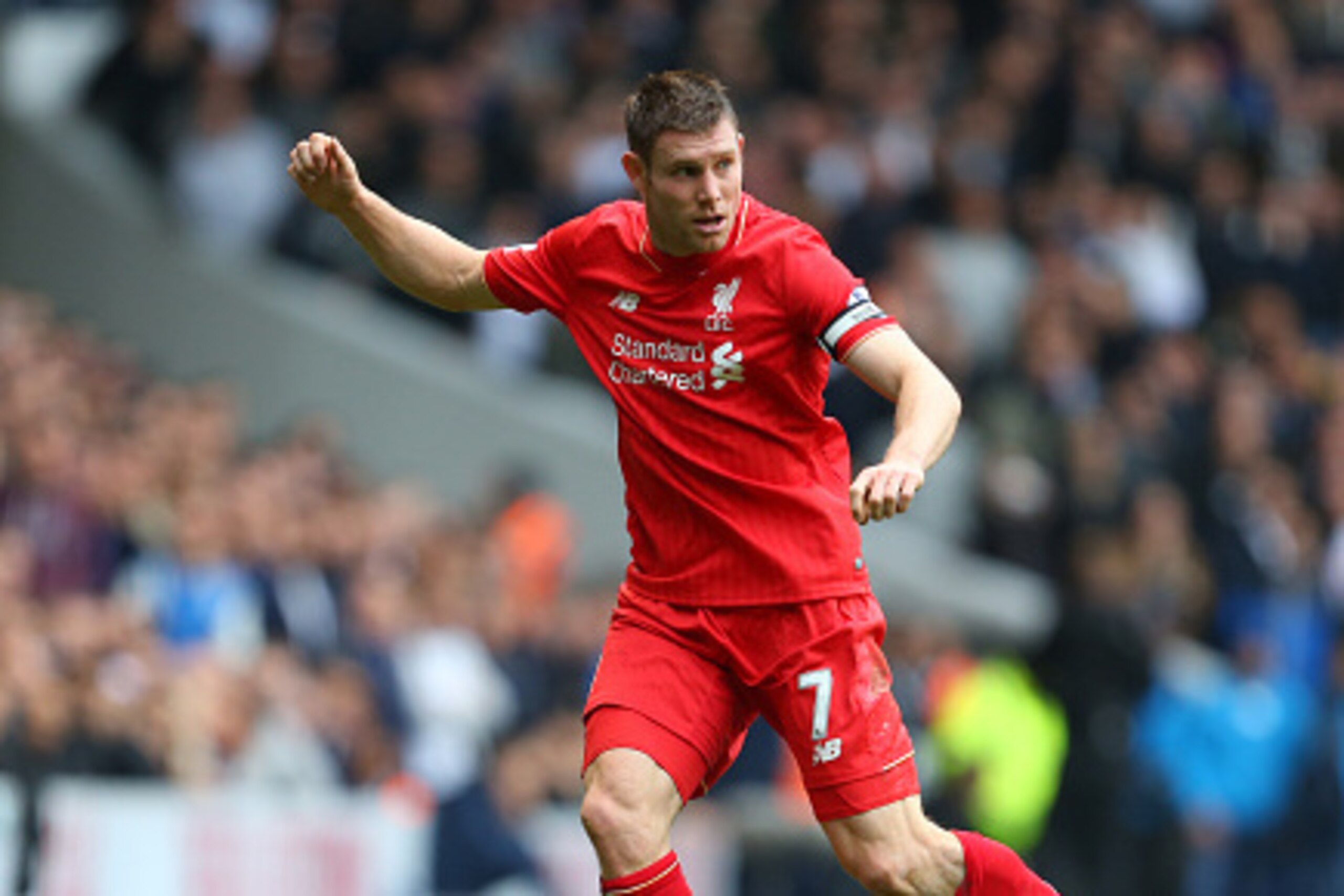 LONDON, ENGLAND - OCTOBER 17:  James Milner of Liverpool during the Barclays Premier League match between Tottenham Hotspur and Liverpool at White Hart Lane on October 17, 2015 in London, England.  (Photo by Catherine Ivill - AMA/Getty Images)