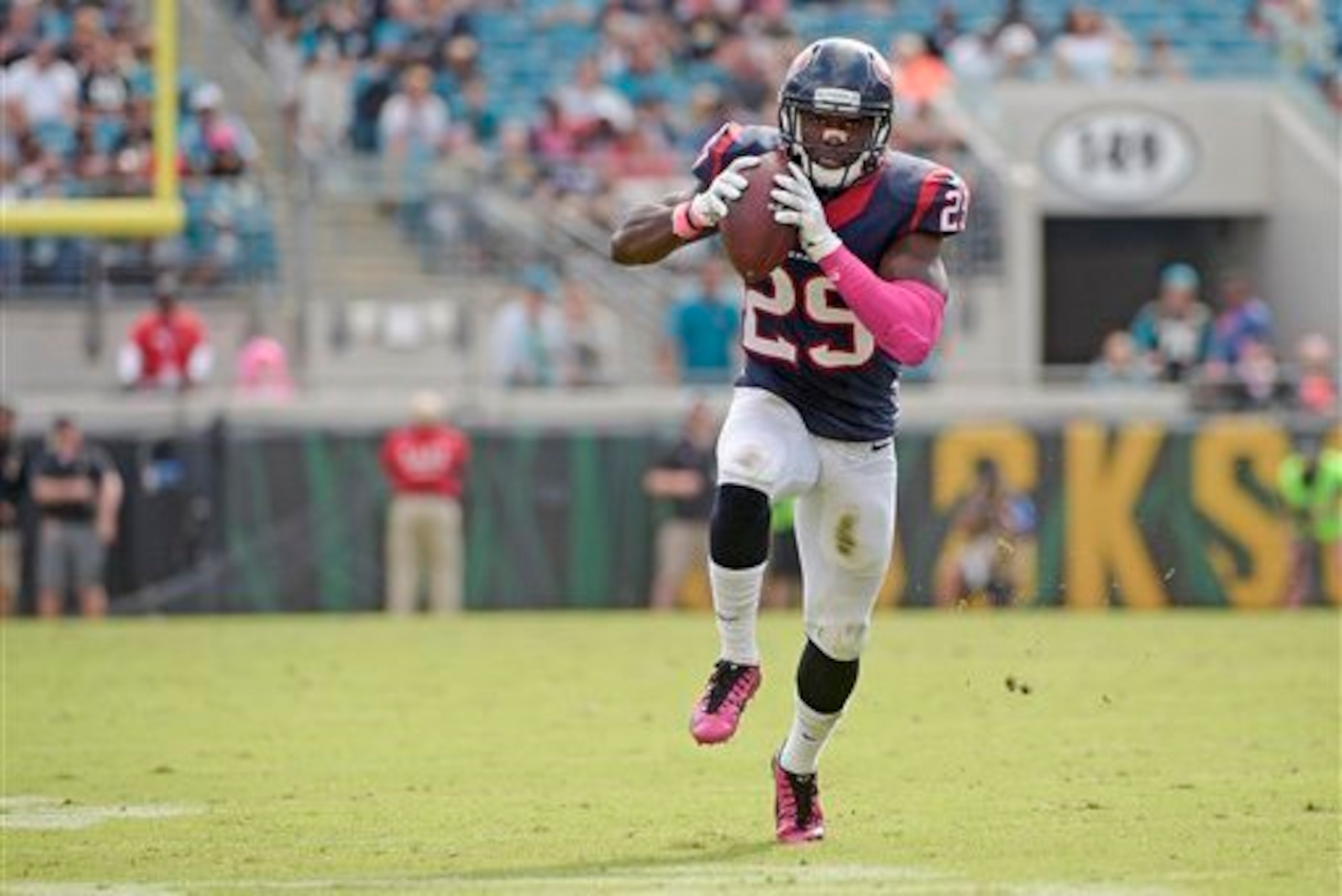 Andre Hal's second interception of the day was returned for a touchdown and put the Texans up 31-14.