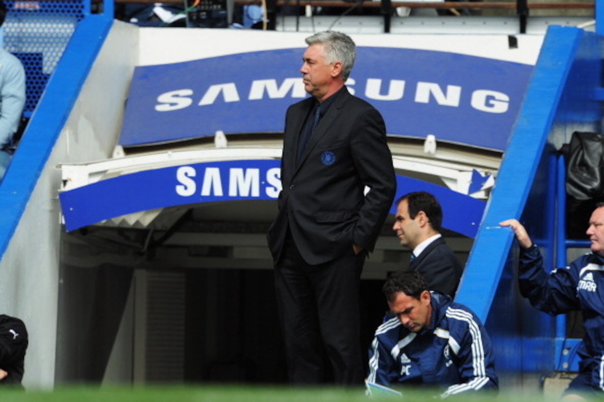 LONDON, ENGLAND - MAY 15:  Carlo Ancelotti the Chelsea manager watches from the touchline during the Barclays Premier League match between Chelsea and Newcastle United at Stamford Bridge on May 15, 2011 in London, England.  (Photo by Michael Regan/Getty I