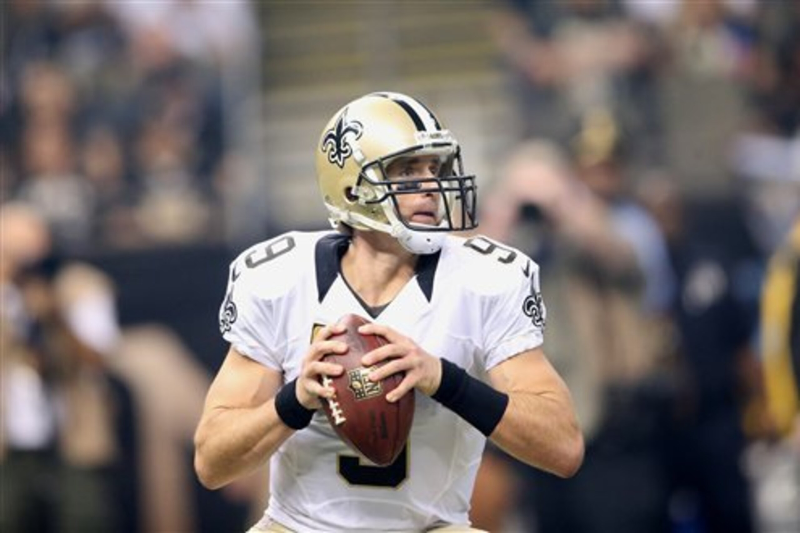 It hasn't been easy, but Drew Brees has made the most of a new supporting cast.
