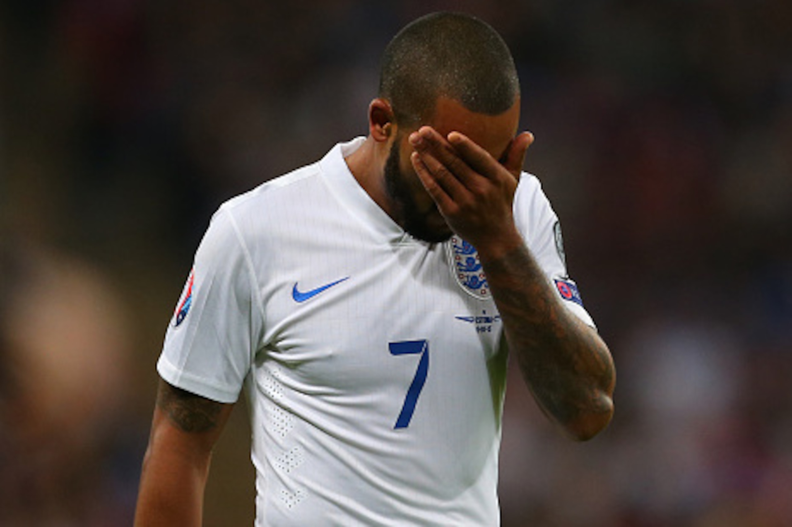 LONDON, ENGLAND - OCTOBER 09 : Theo Walcott of England reacts after missing a chance during the UEFA EURO 2016 Qualifier match between England and Estonia at Wembley Stadium on October 9, 2015 in London, United Kingdom. (Photo by Catherine Ivill - AMA/Get
