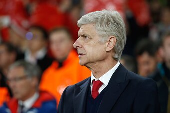 LONDON, ENGLAND - OCTOBER 20:  Arsene Wenger, head coach of Arsenal looks on prior to the UEFA Champions League Group F match between Arsenal FC and FC Bayern Munchen at the Emirates Stadium on October 20, 2015 in London, United Kingdom.  (Photo by Boris 