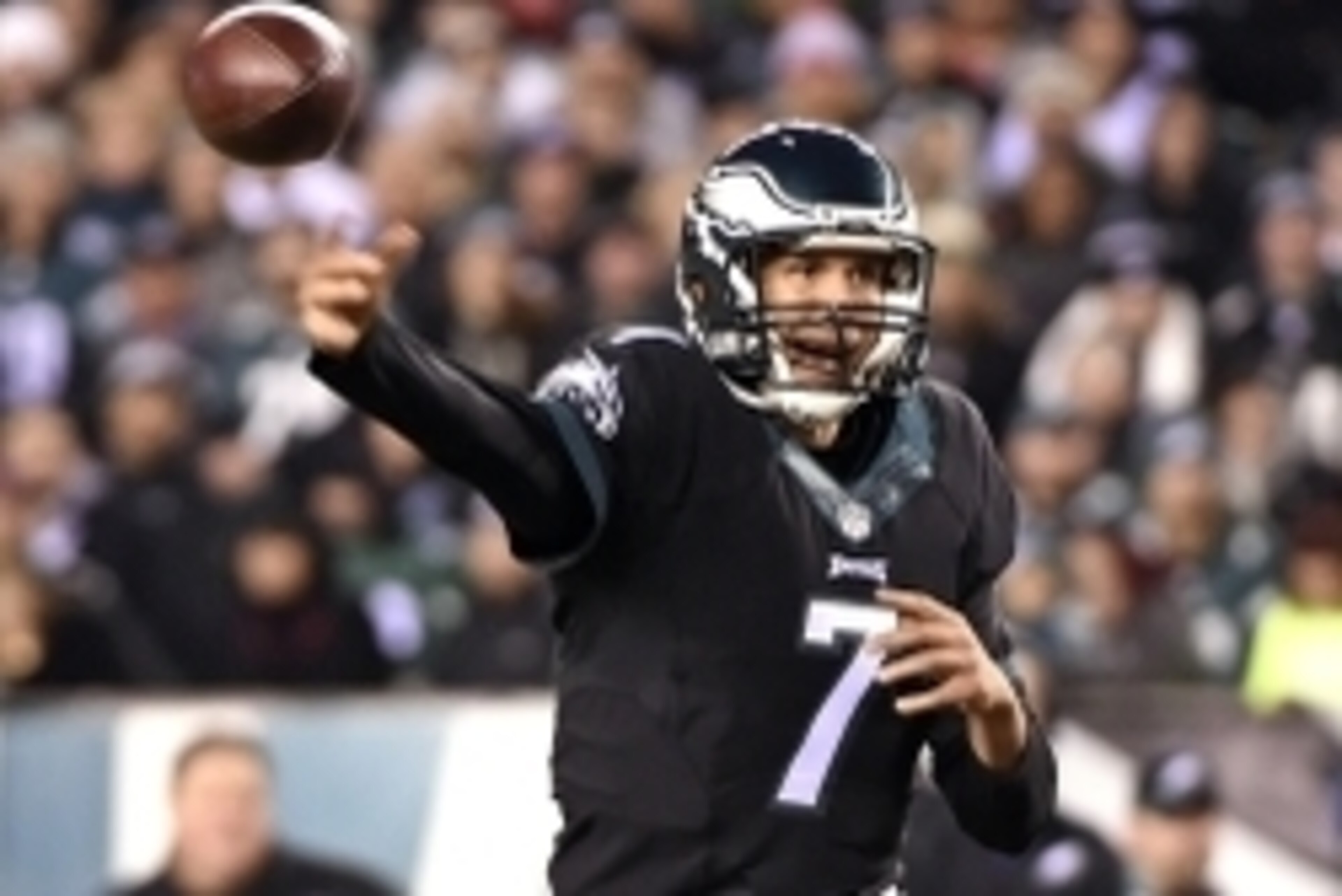 Oct 19, 2015; Philadelphia, PA, USA; Philadelphia Eagles quarterback Sam Bradford (7) throws a pass during the fourth quarter against the New York Giants at Lincoln Financial Field. The Eagles defeated the Giants, 27-7. Mandatory Credit: Eric Hartline-USA