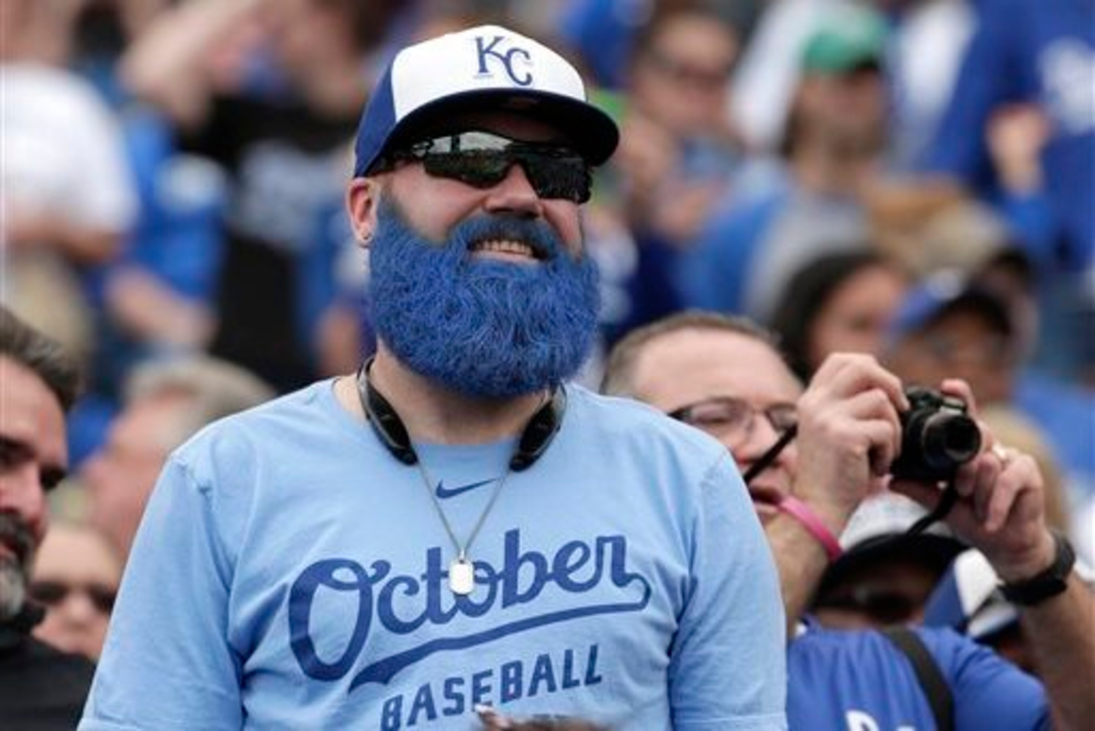 Kauffman Stadium should be rocking as the Royals try to clinch a second straight World Series appearance.