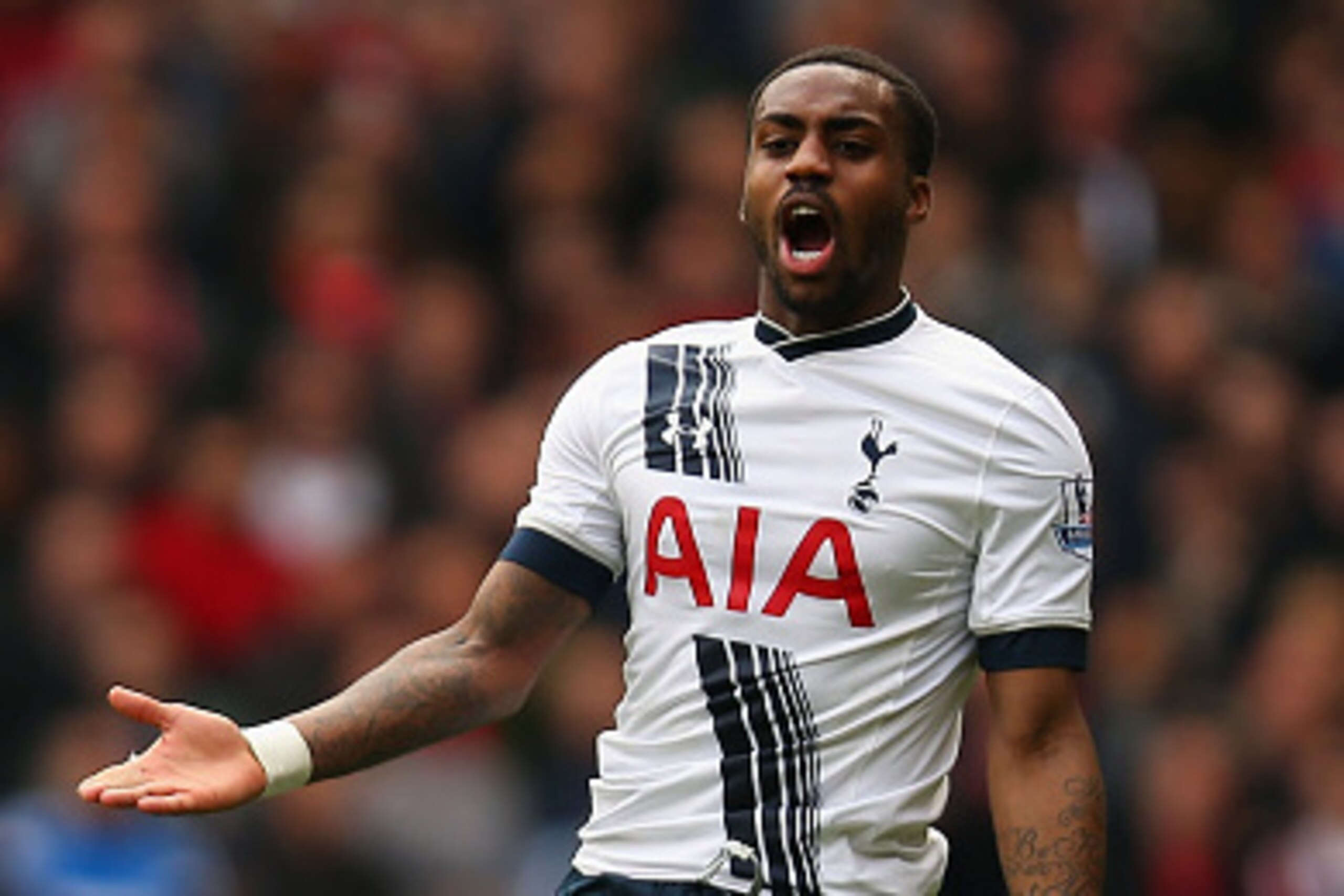 LONDON, ENGLAND - OCTOBER 17:  Danny Rose of Tottenham Hotspur in action during the Barclays Premier League match between Tottenham Hotspur and Liverpool at White Hart Lane on October 17, 2015 in London, England.  (Photo by Bryn Lennon/Getty Images)
