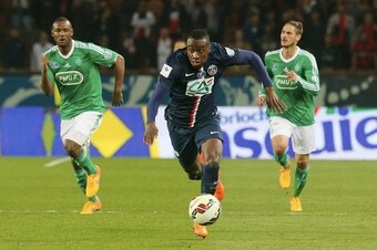 PARIS, FRANCE - APRIL 08:  Blaise Matuidi of Paris Saint-Germain in action during the French  Cup Semi-Final between Paris Saint-Germain and ASSE Saint-Etienne at Parc Des Princes on april 8, 2015 in Paris, France.  (Photo by Xavier Laine/Getty Images)