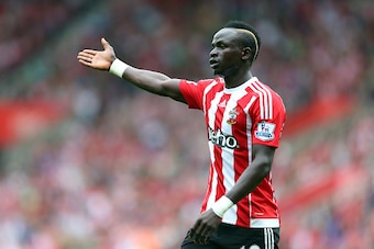 SOUTHAMPTON, ENGLAND - AUGUST 30:  Sadio Mane of Southampton gestures during the Barclays Premier League match between Southampton and Norwich City on August 30, 2015 in Southampton, United Kingdom.  (Photo by Catherine Ivill - AMA/Getty Images)
