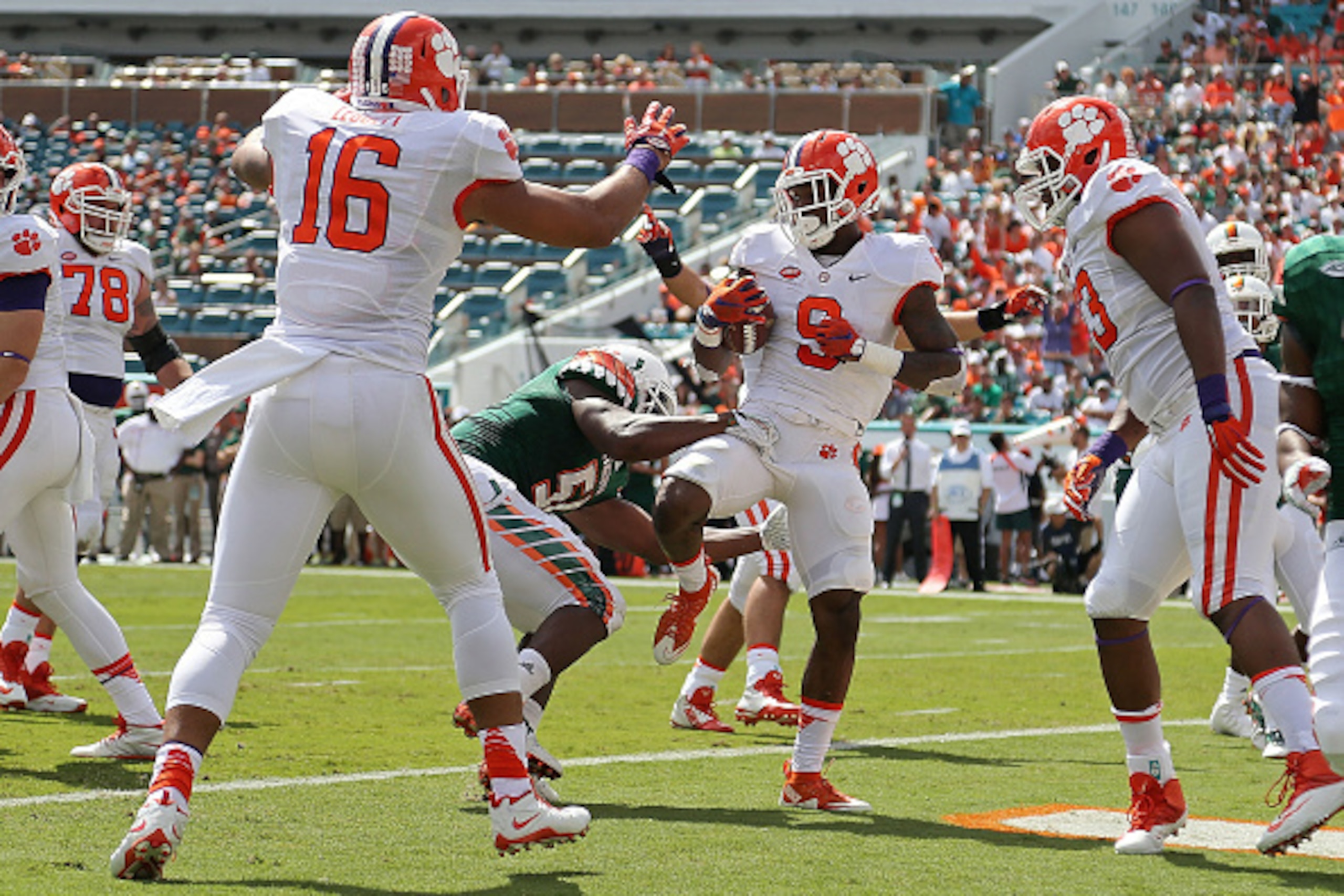 MIAMI GARDENS, FL - OCTOBER 24: Wayne Gallman #9 of the Clemson Tigers rushes for a touchdown during a game against the Miami Hurricanes at Sun Life Stadium on October 24, 2015 in Miami Gardens, Florida. (Photo by Mike Ehrmann/Getty Images) MIAMI GARDENS, FL - OCTOBER 24: Wayne Gallman #9 of the Clemson Tigers rushes for a touchdown during a game against the Miami Hurricanes at Sun Life Stadium on October 24, 2015 in Miami Gardens, Florida. (Photo by Mike Ehrmann/Getty Images)